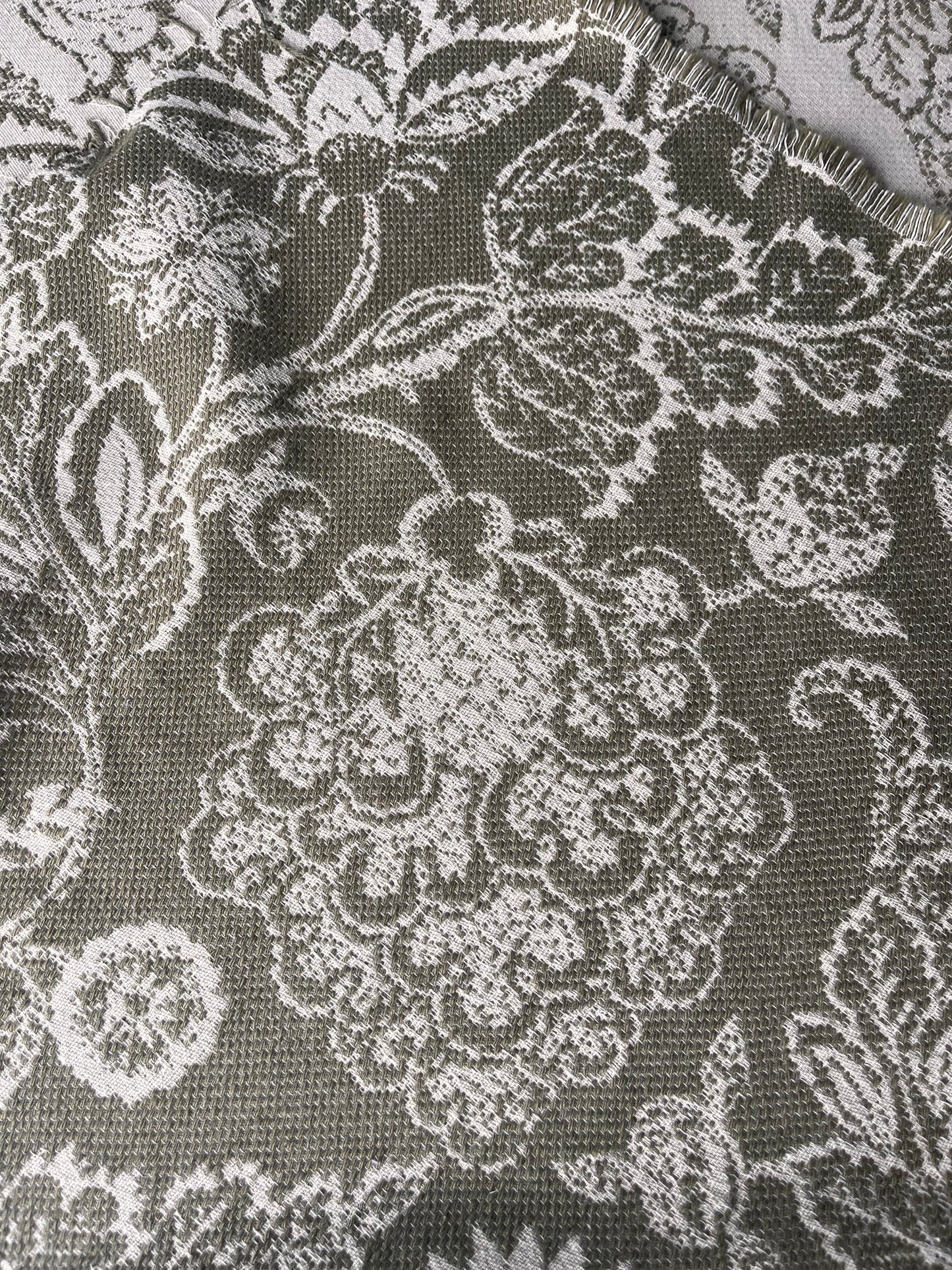 CELIA 026 cot jacquard ornmental flowers  khaky/ecru