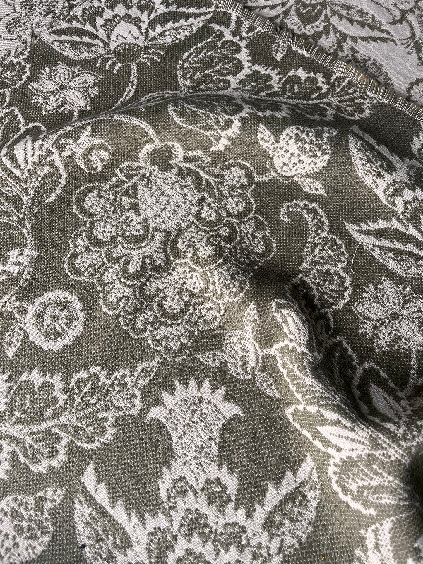CELIA 026 cot jacquard ornmental flowers  khaky/ecru