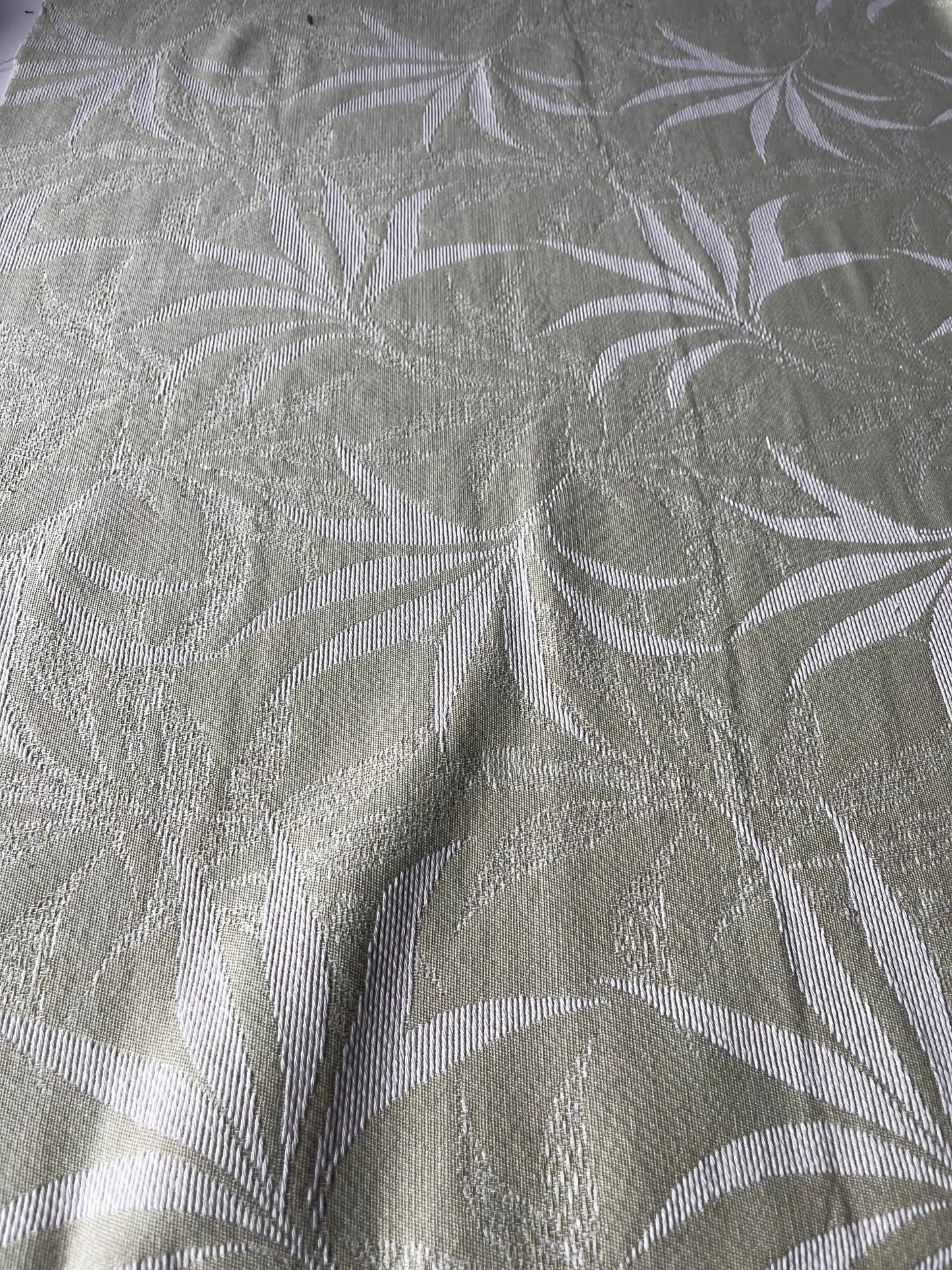 CELIA 024 cot jacquard with jungle leaves design light sage/ecru