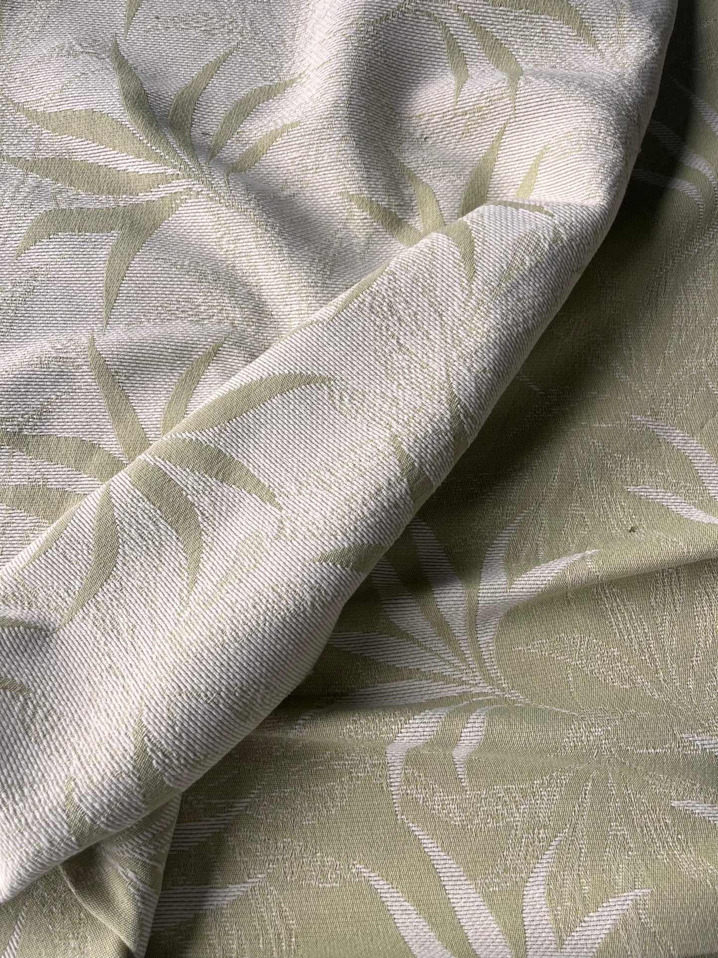 CELIA 024 cot jacquard with jungle leaves design light sage/ecru