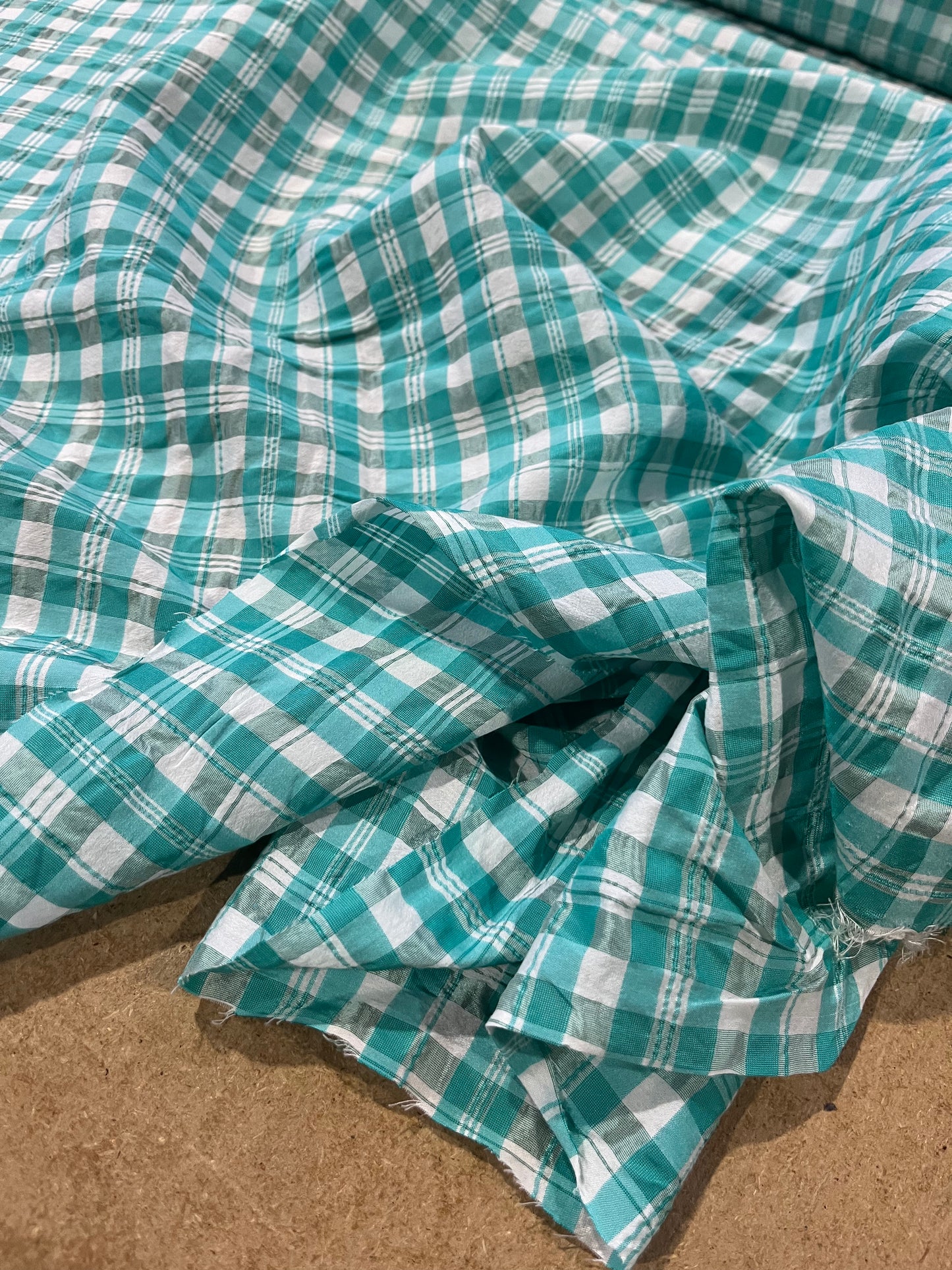 LUCILLE 025 lightweight check aqua/white