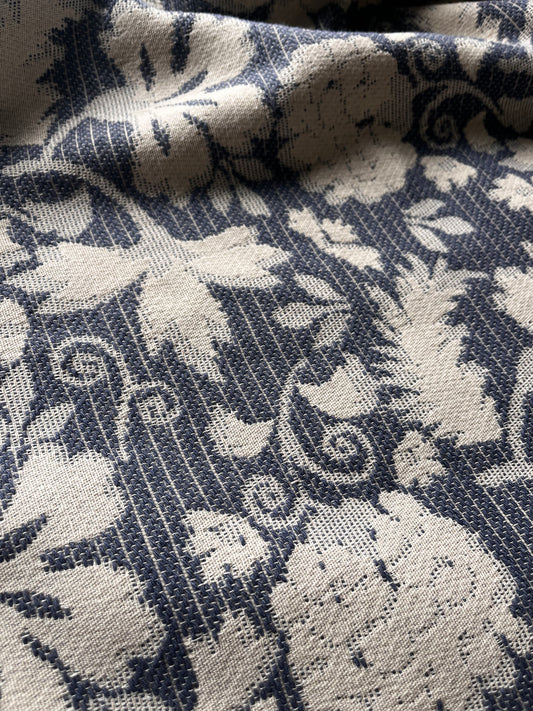 CELIA 022 cot jacquard with flower design blue / ecru