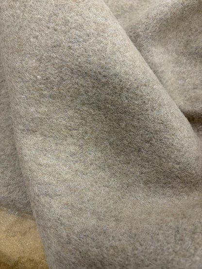 PIPO 022 sand boiled wool with fused lining