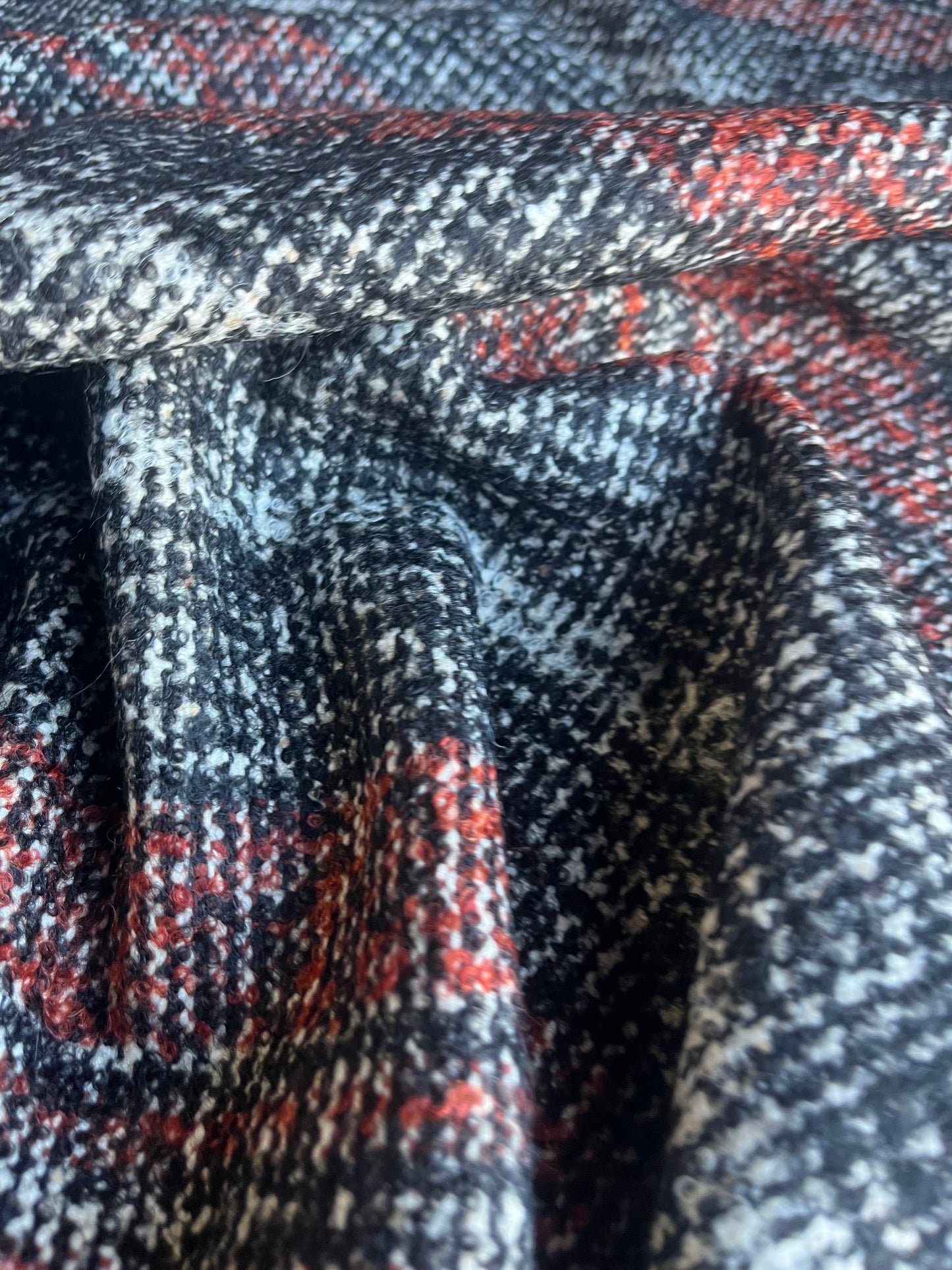 TANIA 011 heavy wool stripe brown/cognac