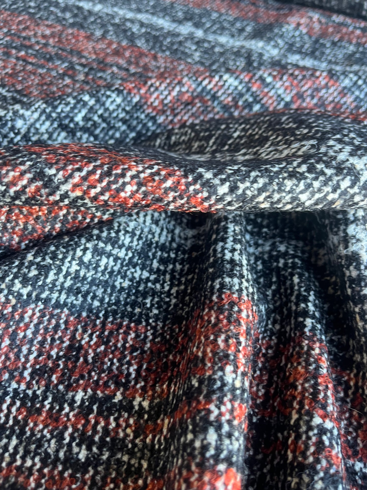 TANIA 011 heavy wool stripe brown/cognac