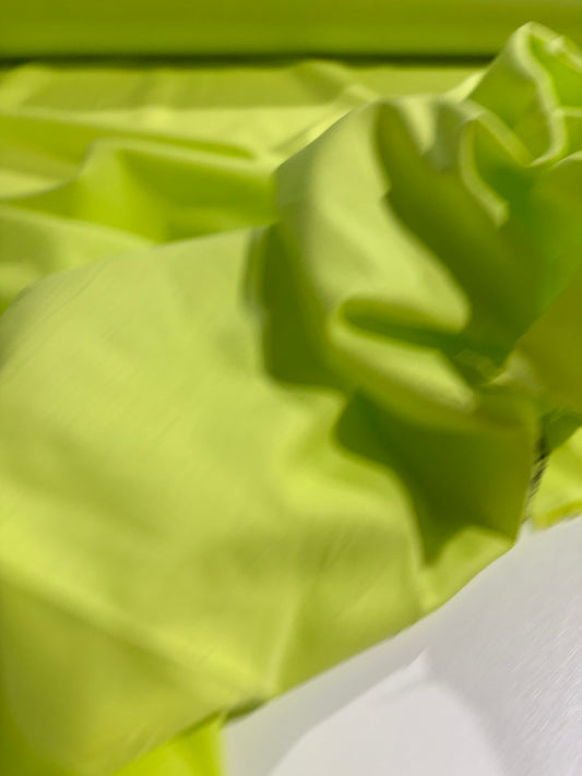 KRUSTY 017 lime poplin stretch prestige