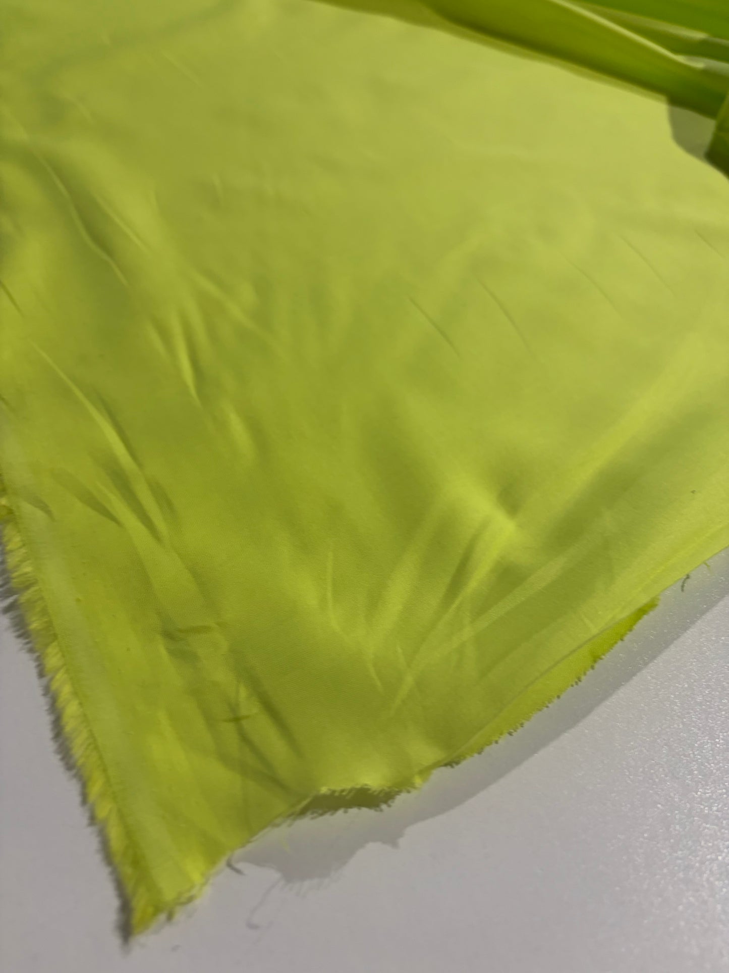 KRUSTY 017 lime poplin stretch prestige