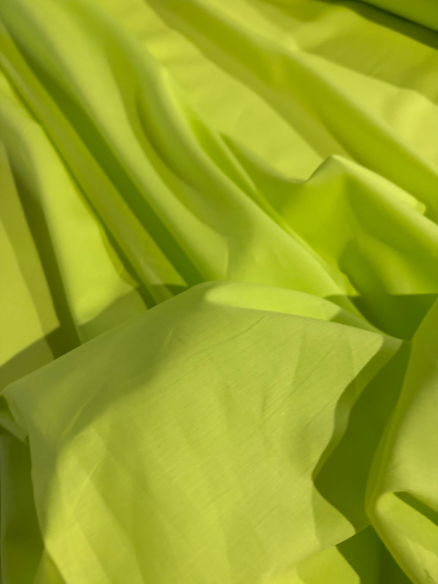 KRUSTY 017 lime poplin stretch prestige