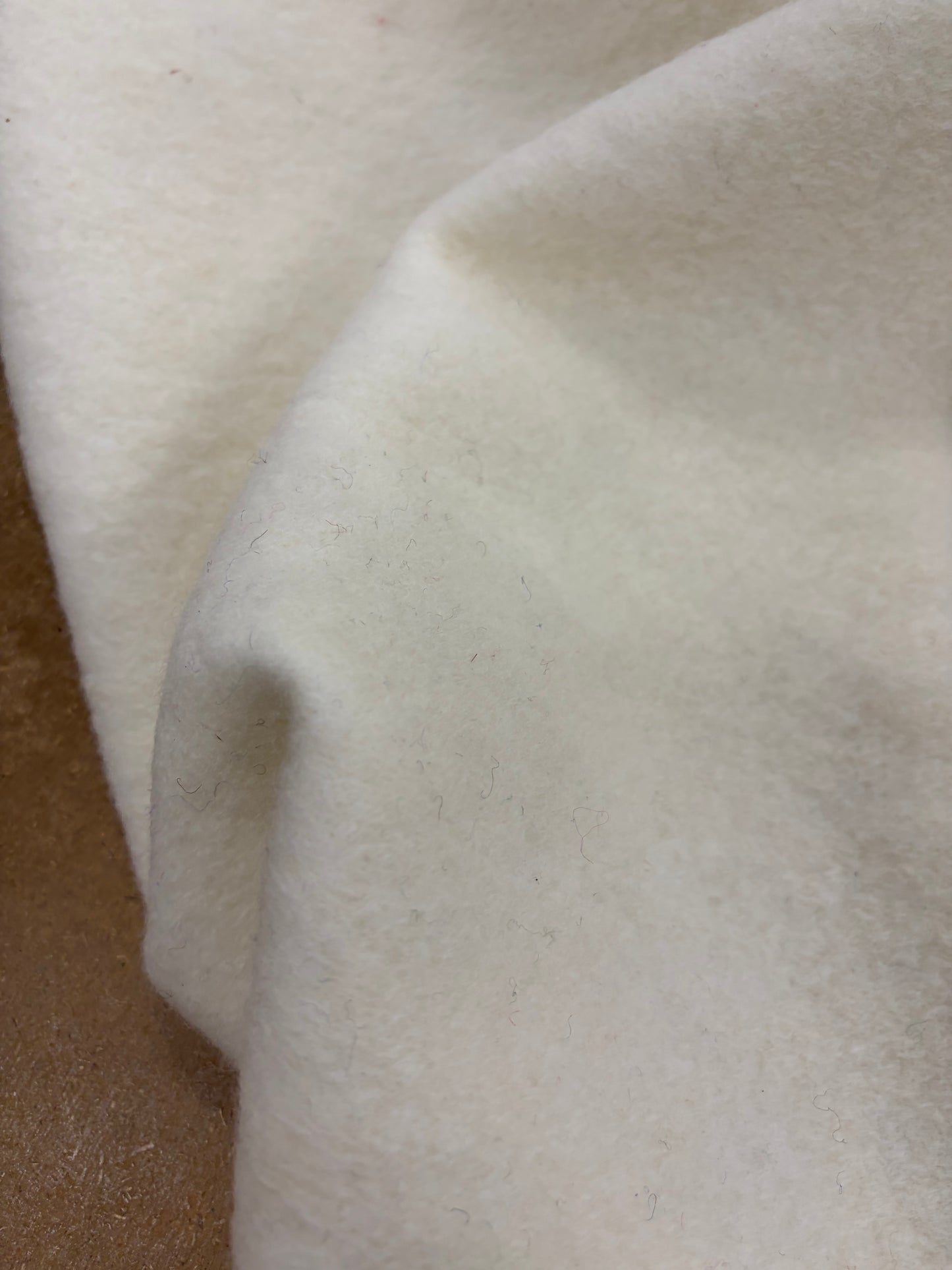 PIPO 023 ecru boiled wool with fused lining