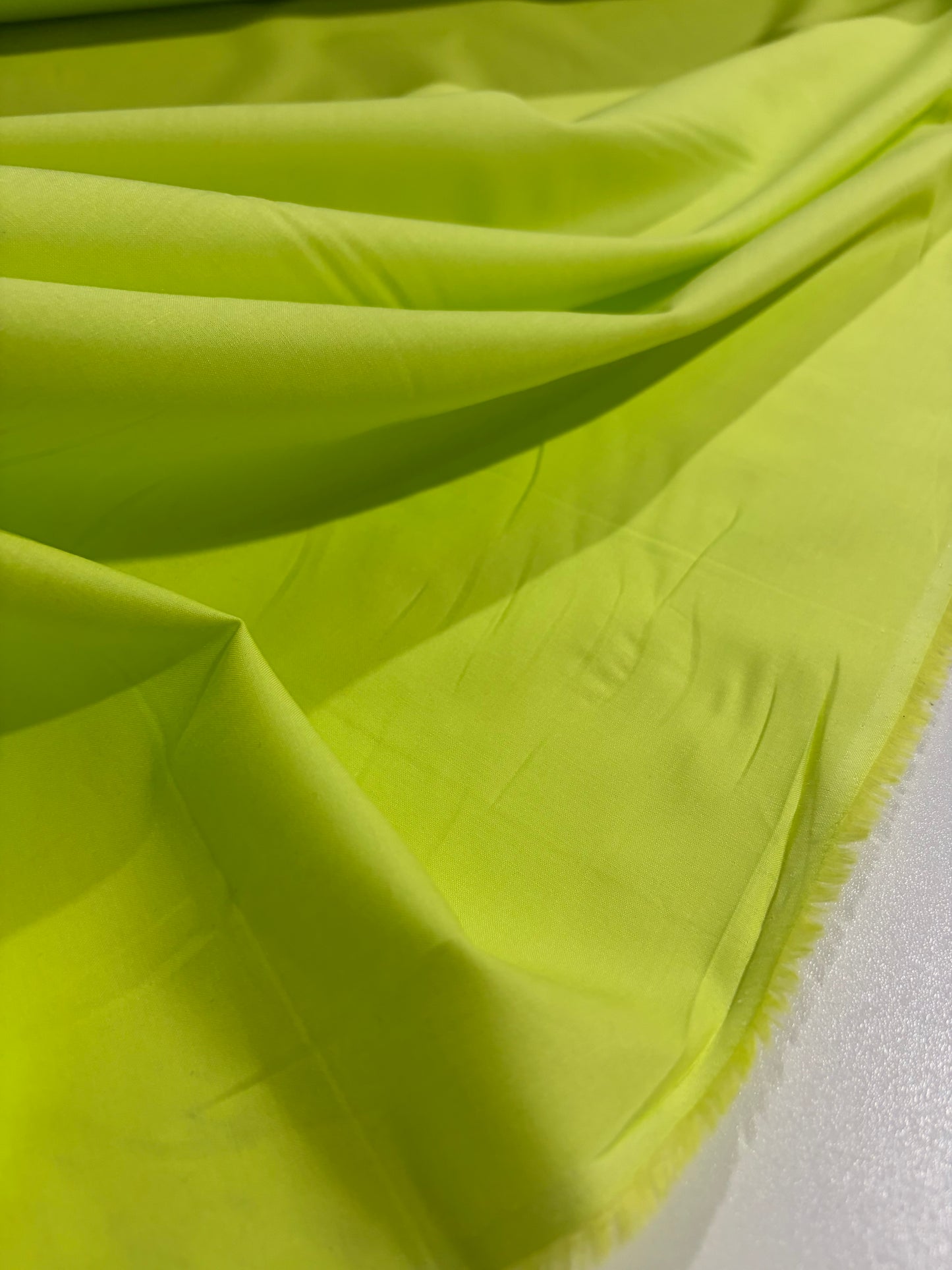 KRUSTY 017 lime poplin stretch prestige