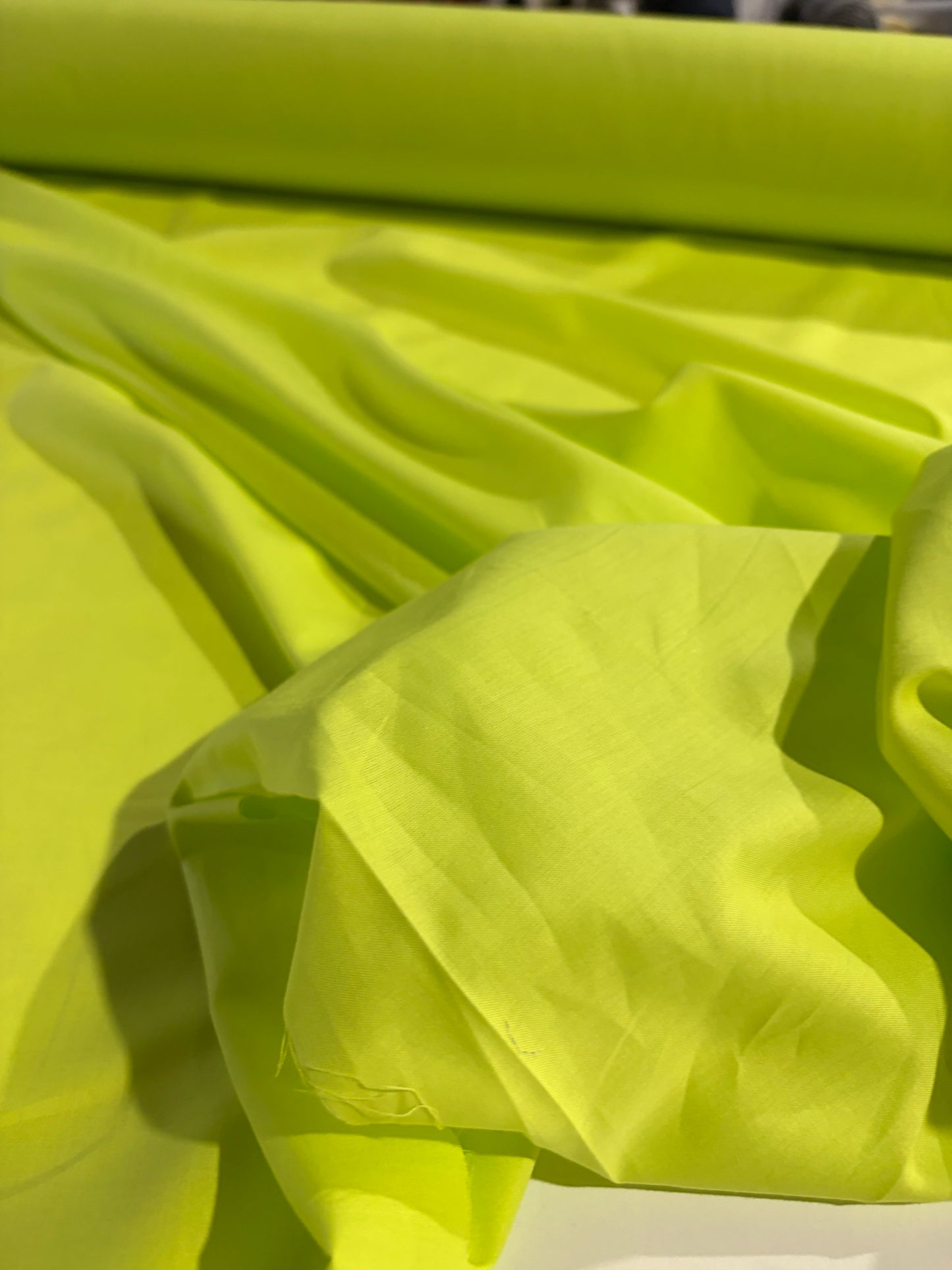 KRUSTY 017 lime poplin stretch prestige