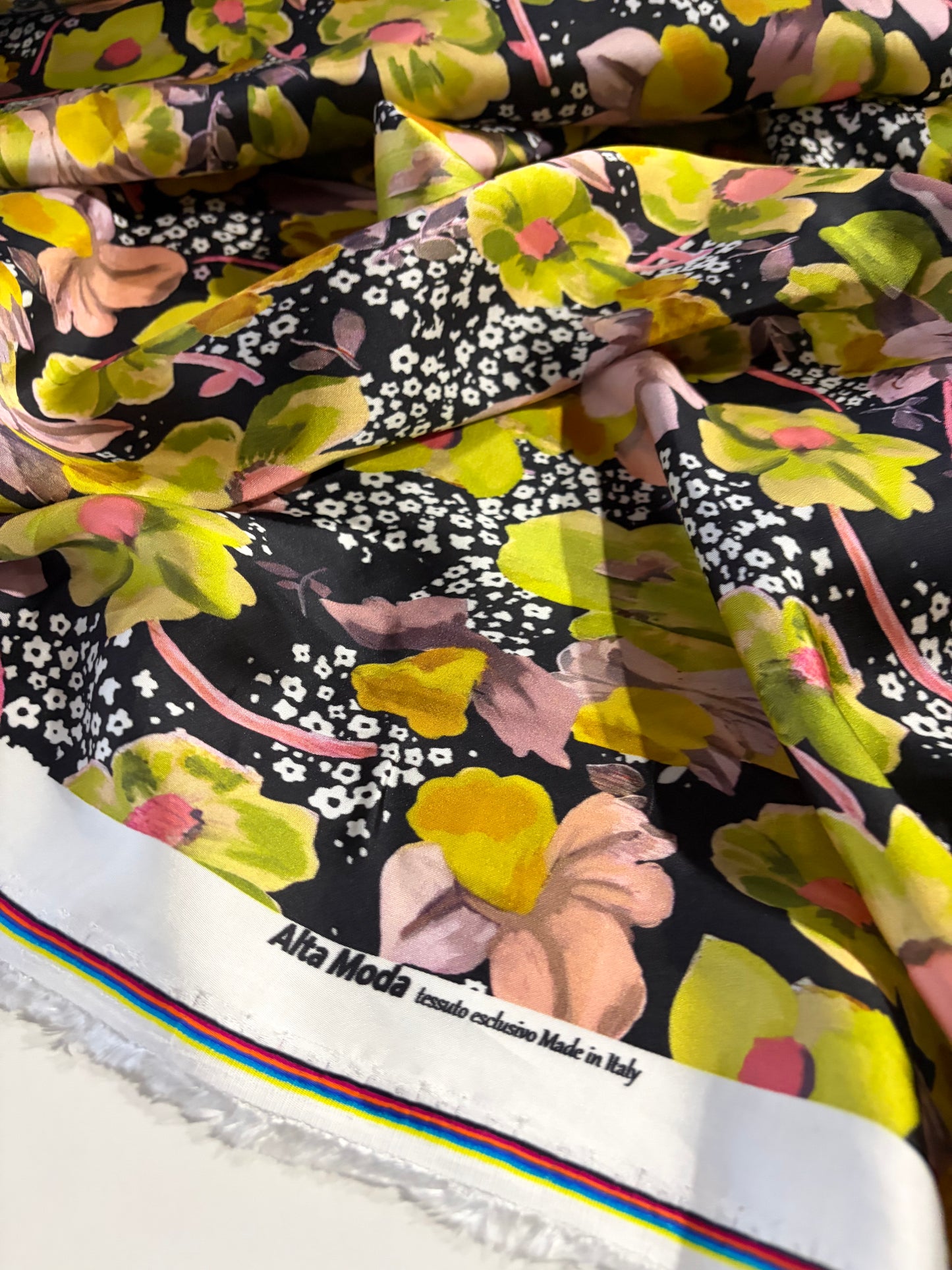 KRUSTY 018 yellow/green/pink flower splash viscose satin