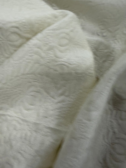 PIPO 024 heavy cotton brocart off-white