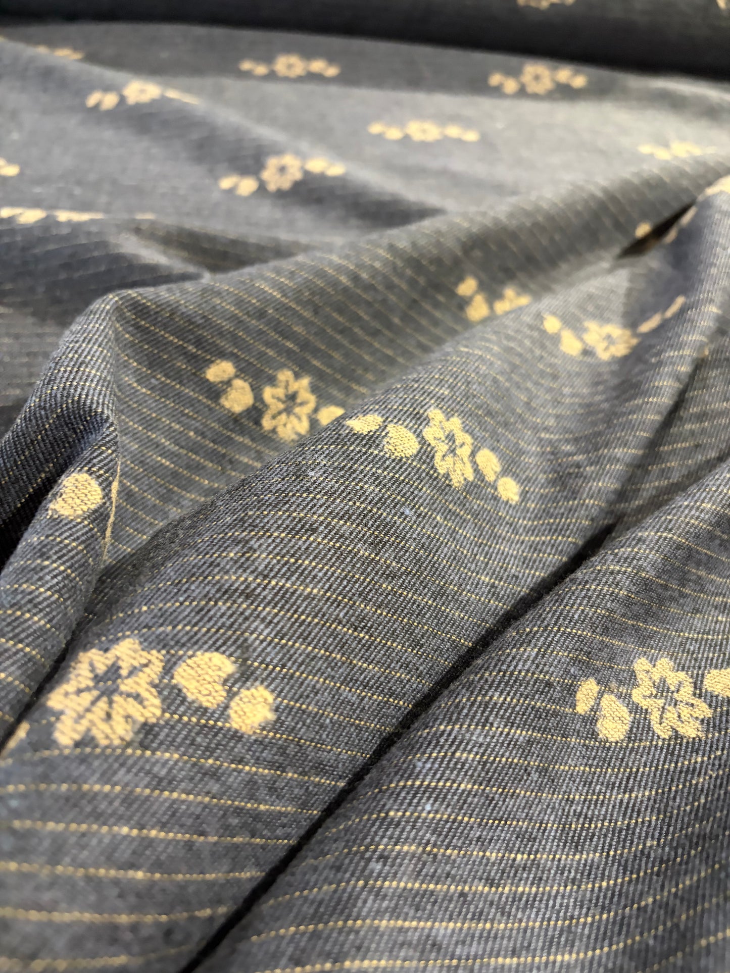 KRUSTY 020 indigo/sand wool jacquard