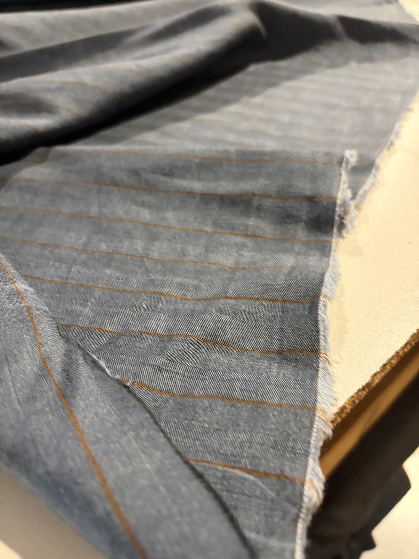 KRUSTY 021 indigo/rust shiny cotton suiting stripes