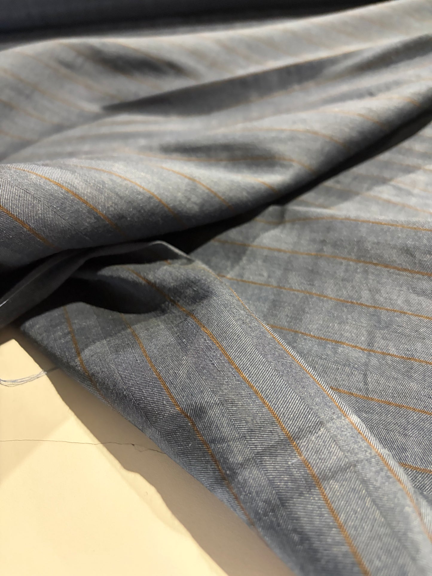 KRUSTY 021 indigo/rust shiny cotton suiting stripes