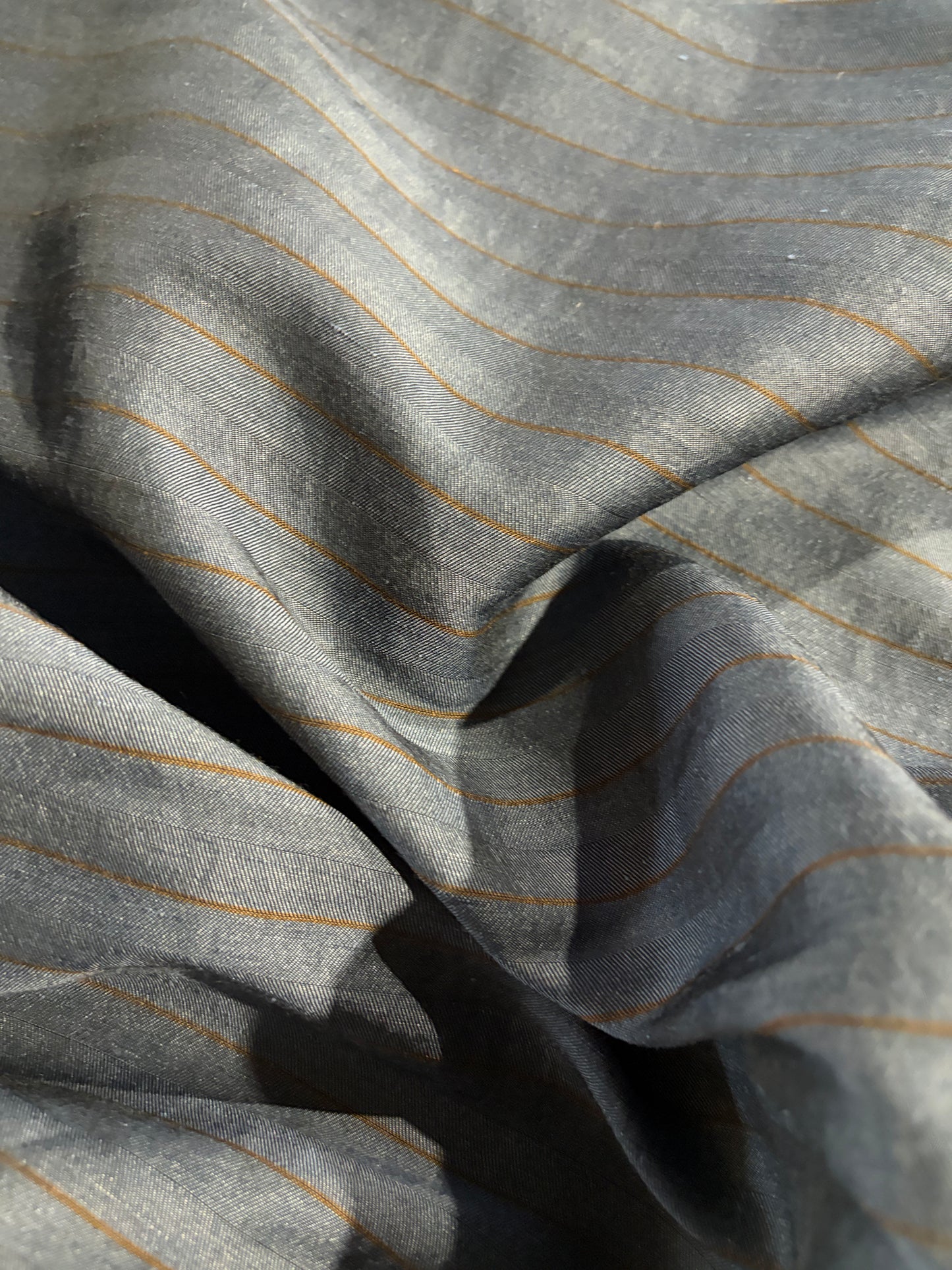 KRUSTY 021 indigo/rust shiny cotton suiting stripes