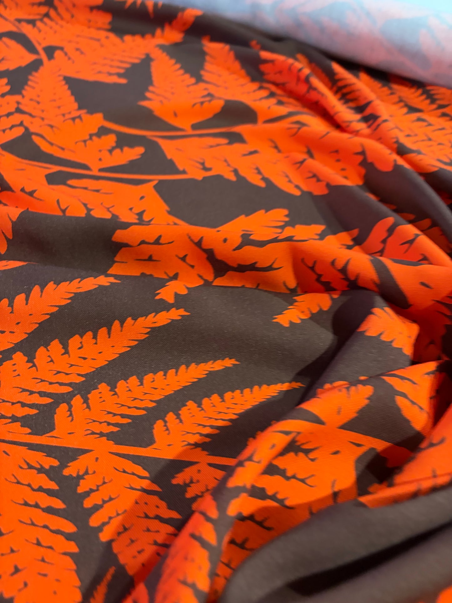 KRUSTY 023 brown/orange viscose twill print