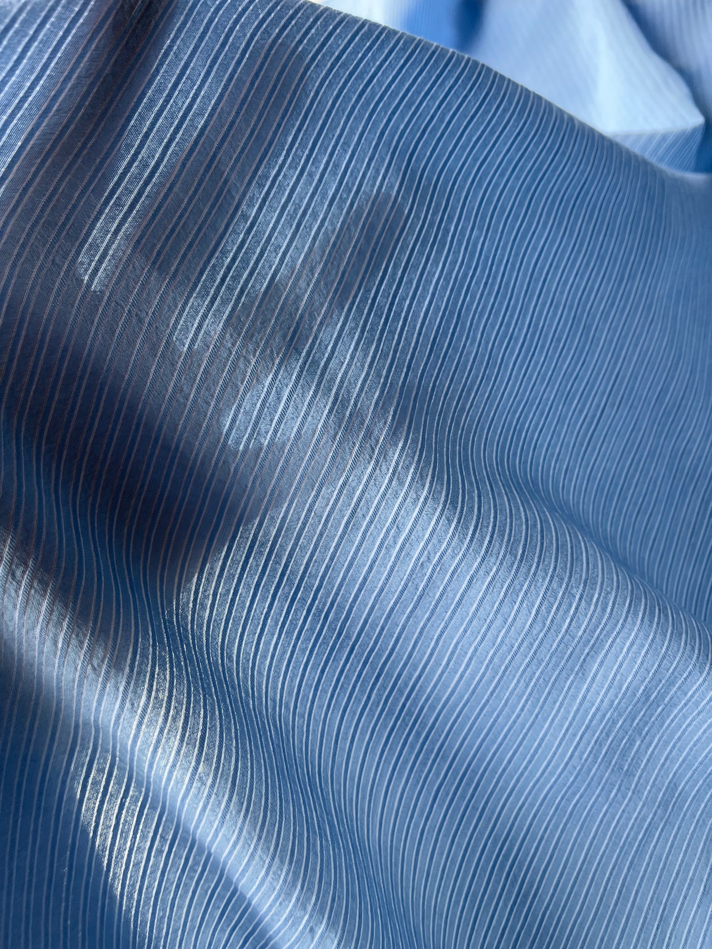 CELIA 011 viscose/silk stripes light blue/white