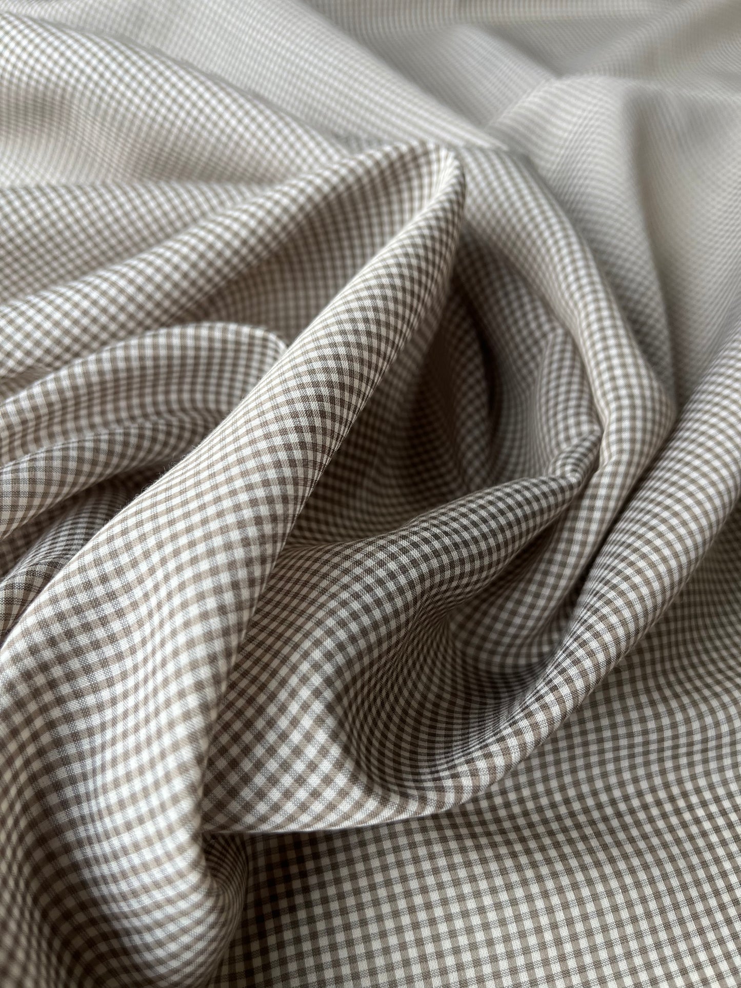 CELIA 010 viscose/silk vichy sand/ecru
