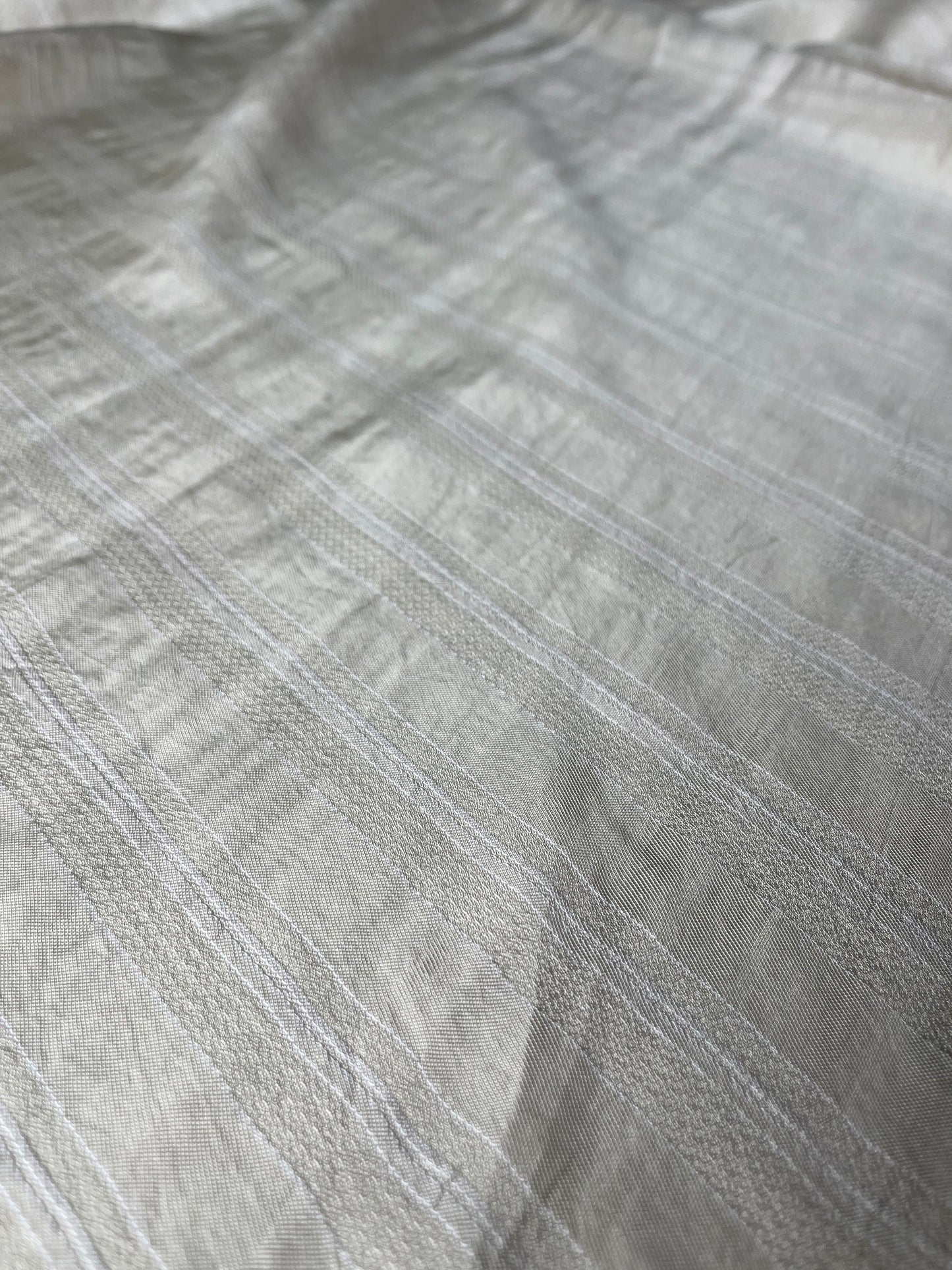 CELIA 009 viscose/silk stripes sand/gold