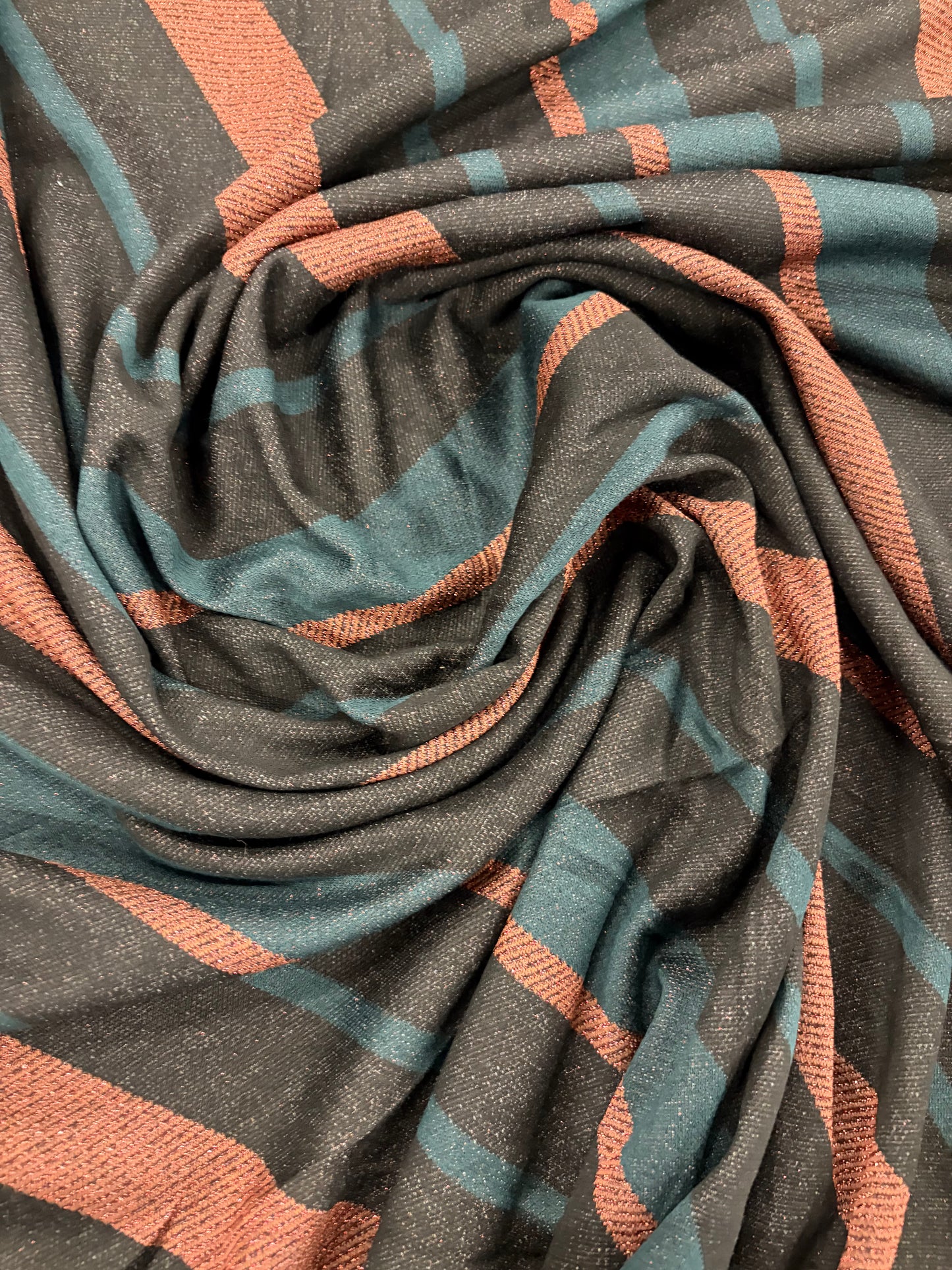 PIPO 032  lurex jersey jacquard diagonal stripes