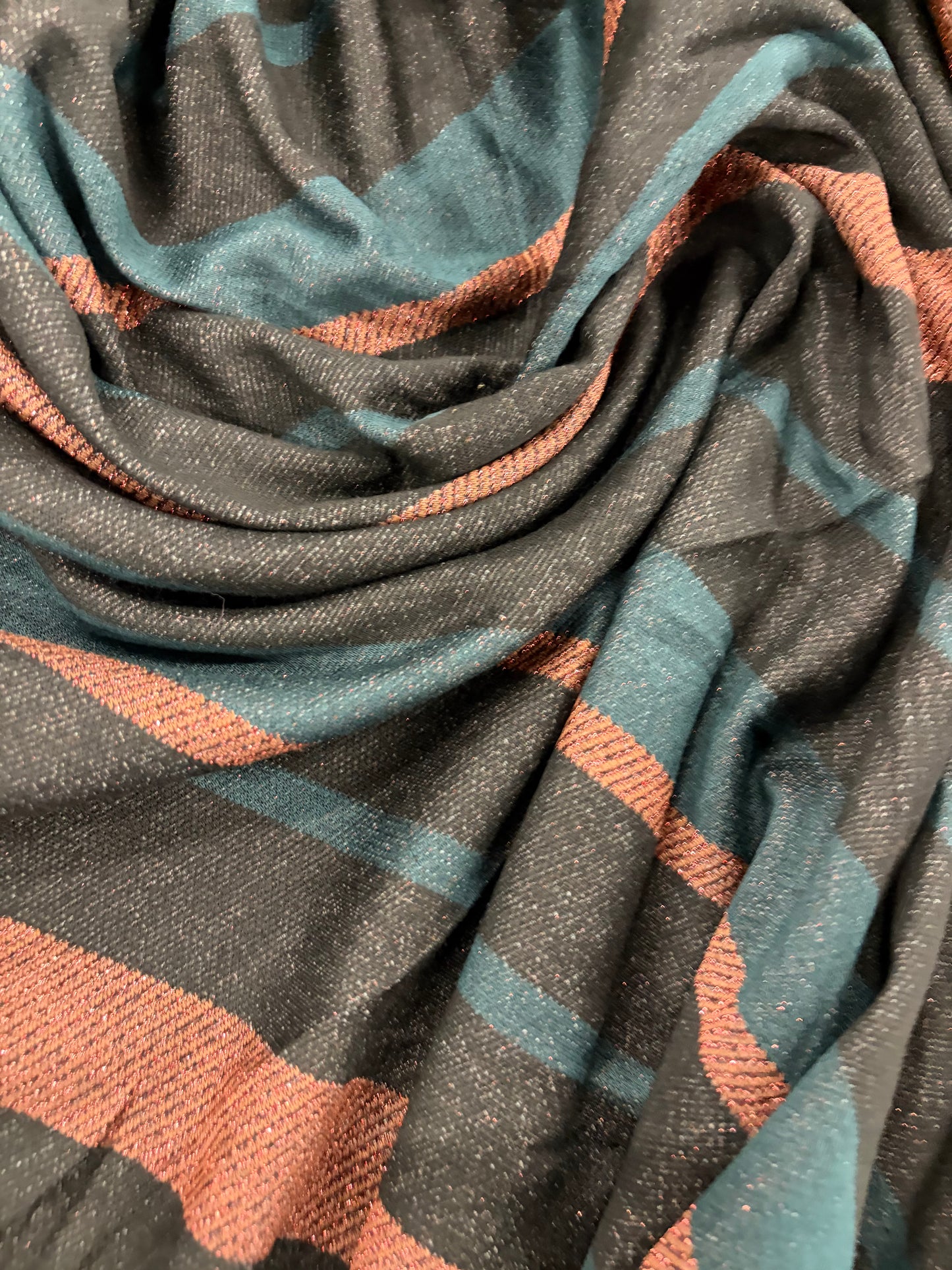 PIPO 032  lurex jersey jacquard diagonal stripes