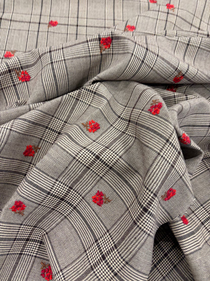 PIPO 035 checkered suiting stretch with embroidered flowers