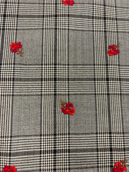 PIPO 035 checkered suiting stretch with embroidered flowers