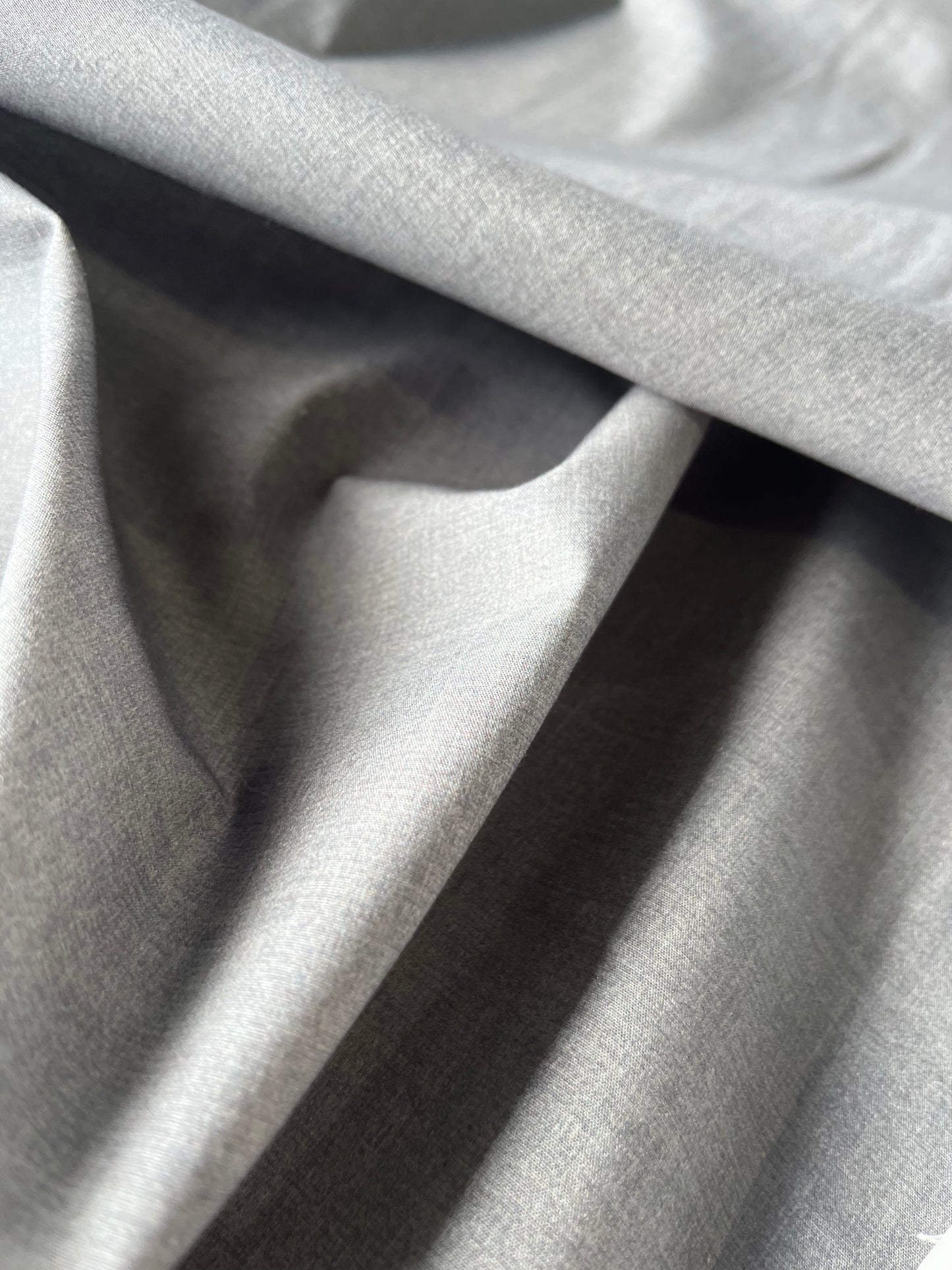 LOUNGE 007 cotton satin stretch with grey denim look