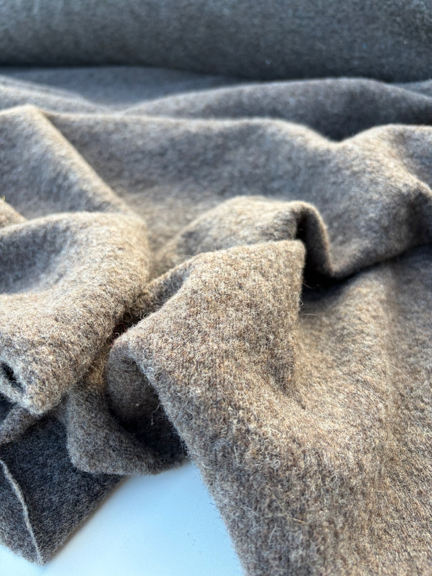 WOOL EDIT 005 brown mélange heavy wool jersey