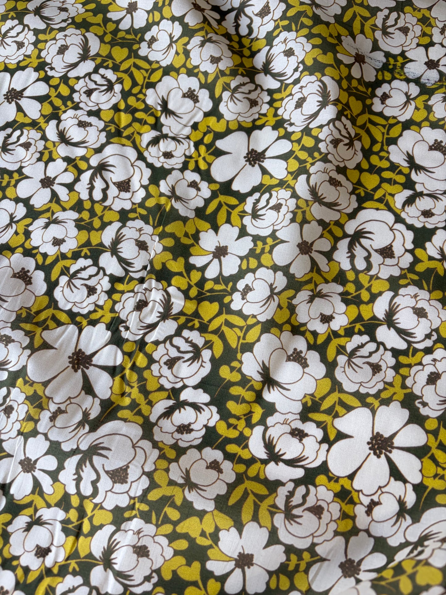 AL 011 cotton voile "curry/khaky flowers"