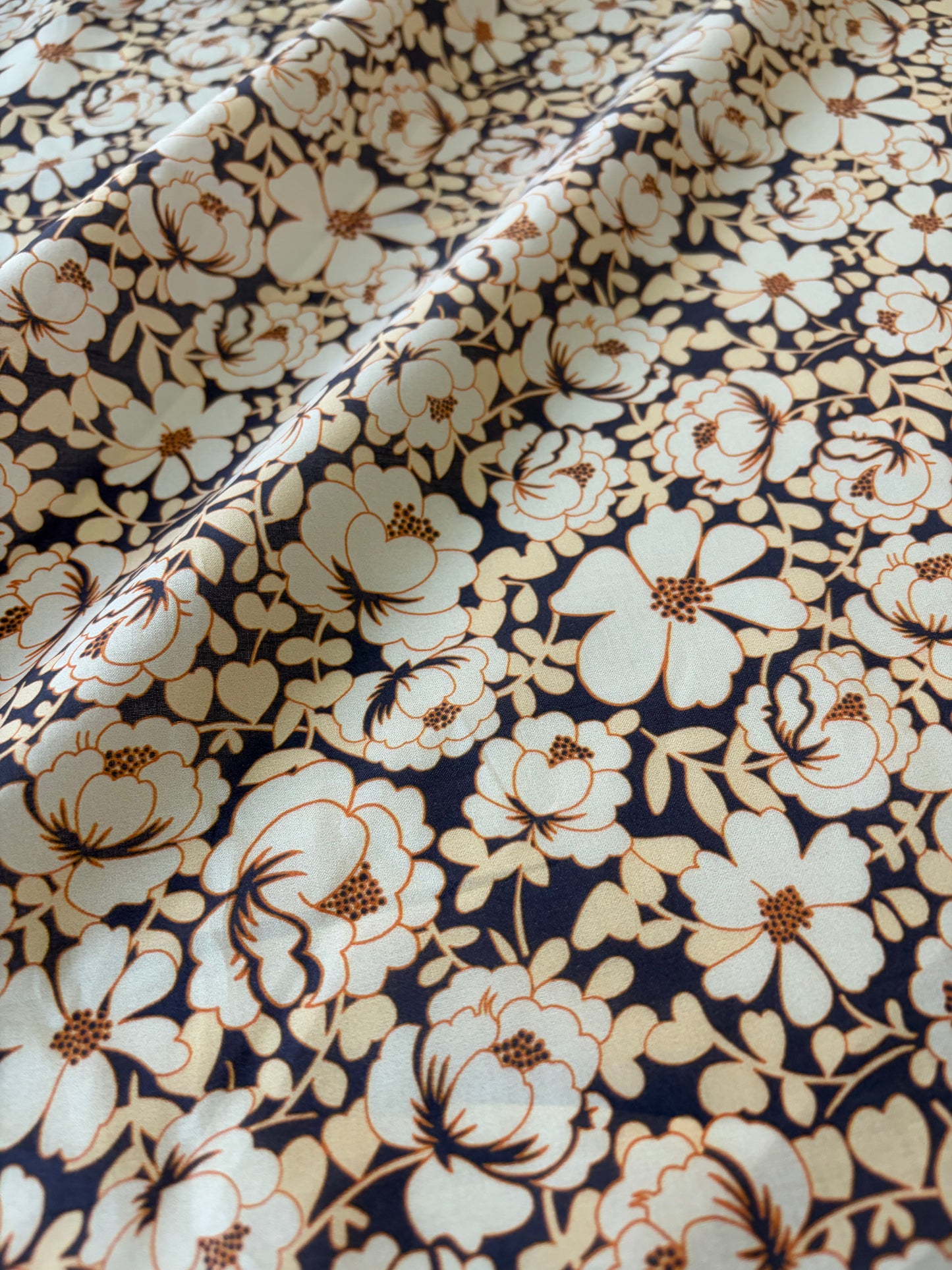 AL 012 cotton voile "navy/soft pink flowers"