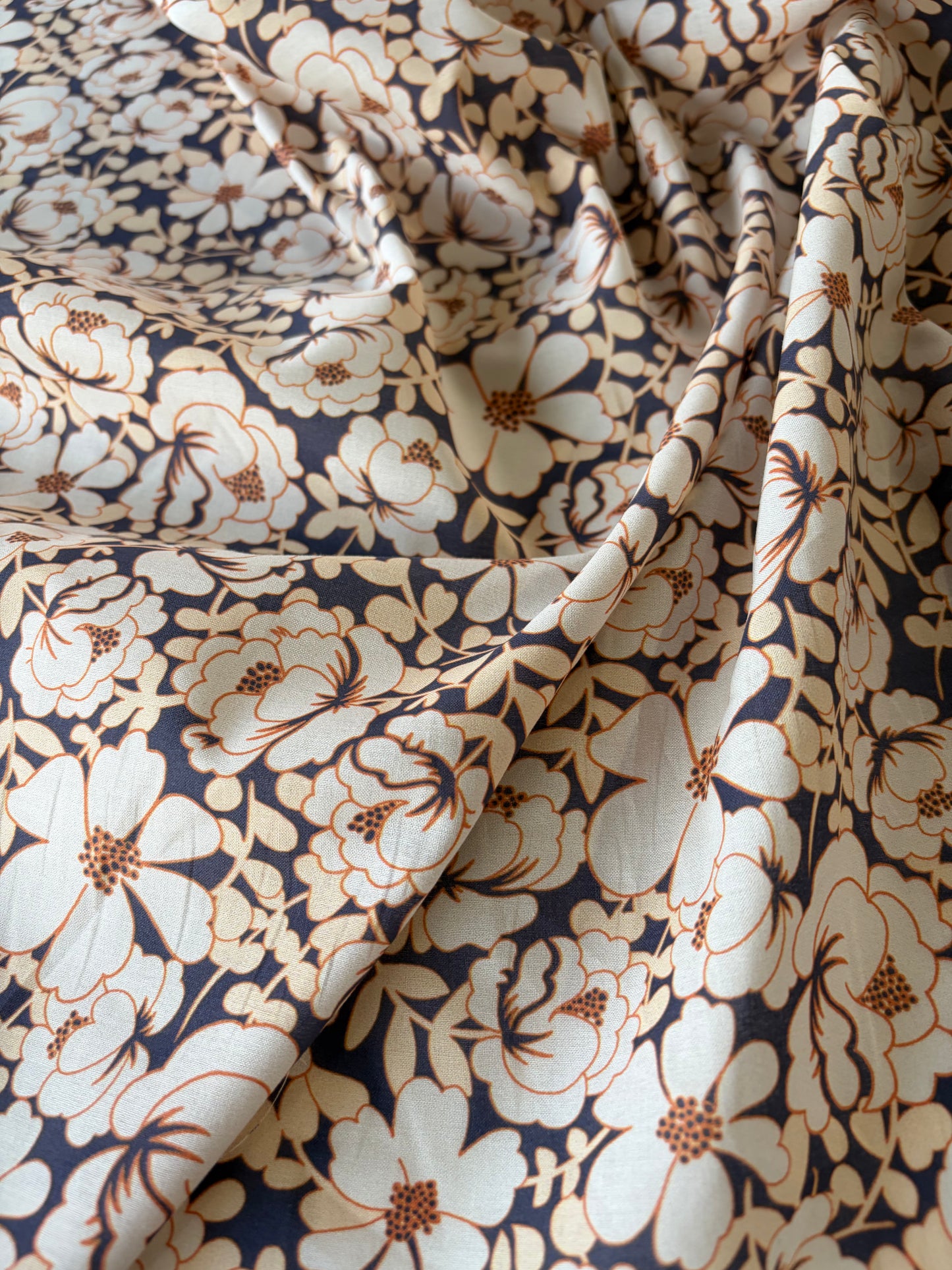 AL 012 cotton voile "navy/soft pink flowers"
