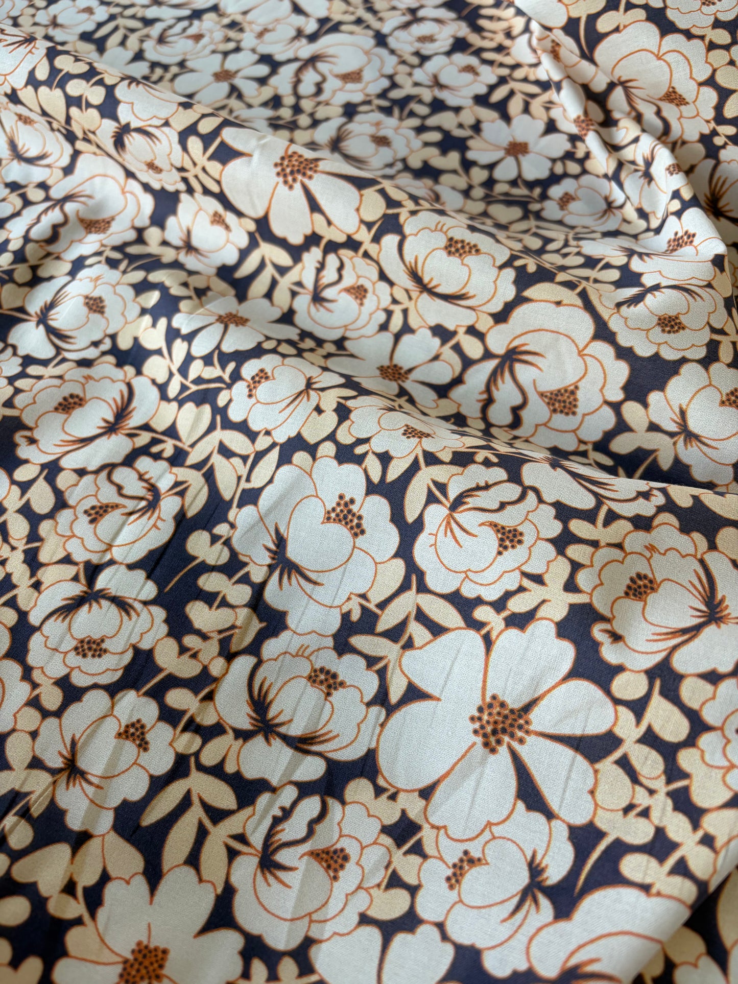 AL 012 cotton voile "navy/soft pink flowers"