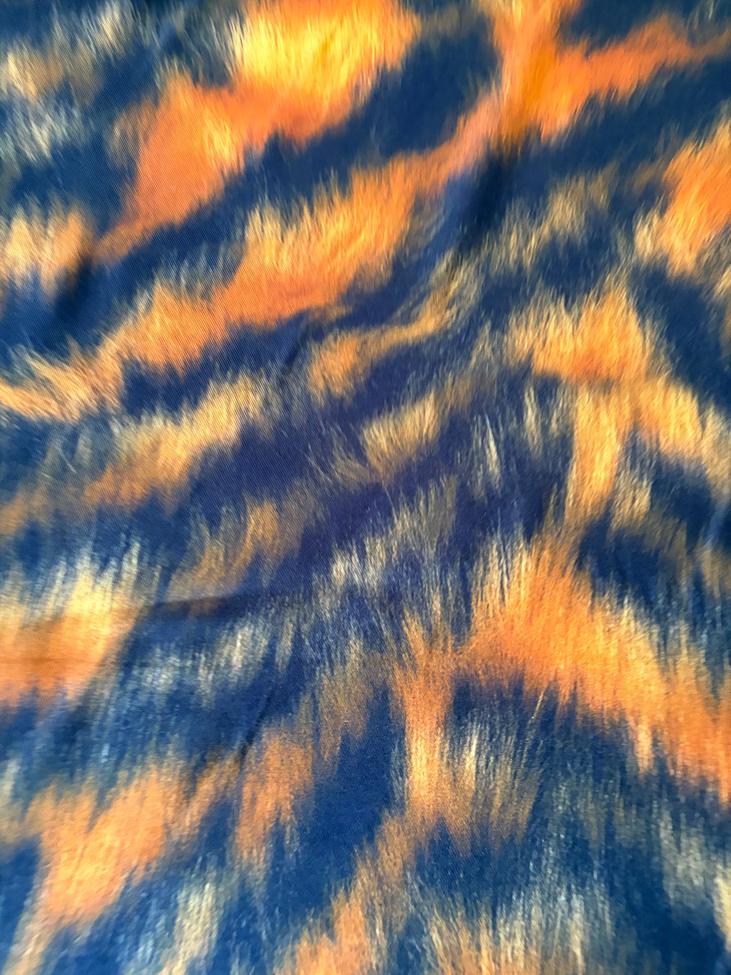 AL 013 warm viscose twill fur print navy/orange