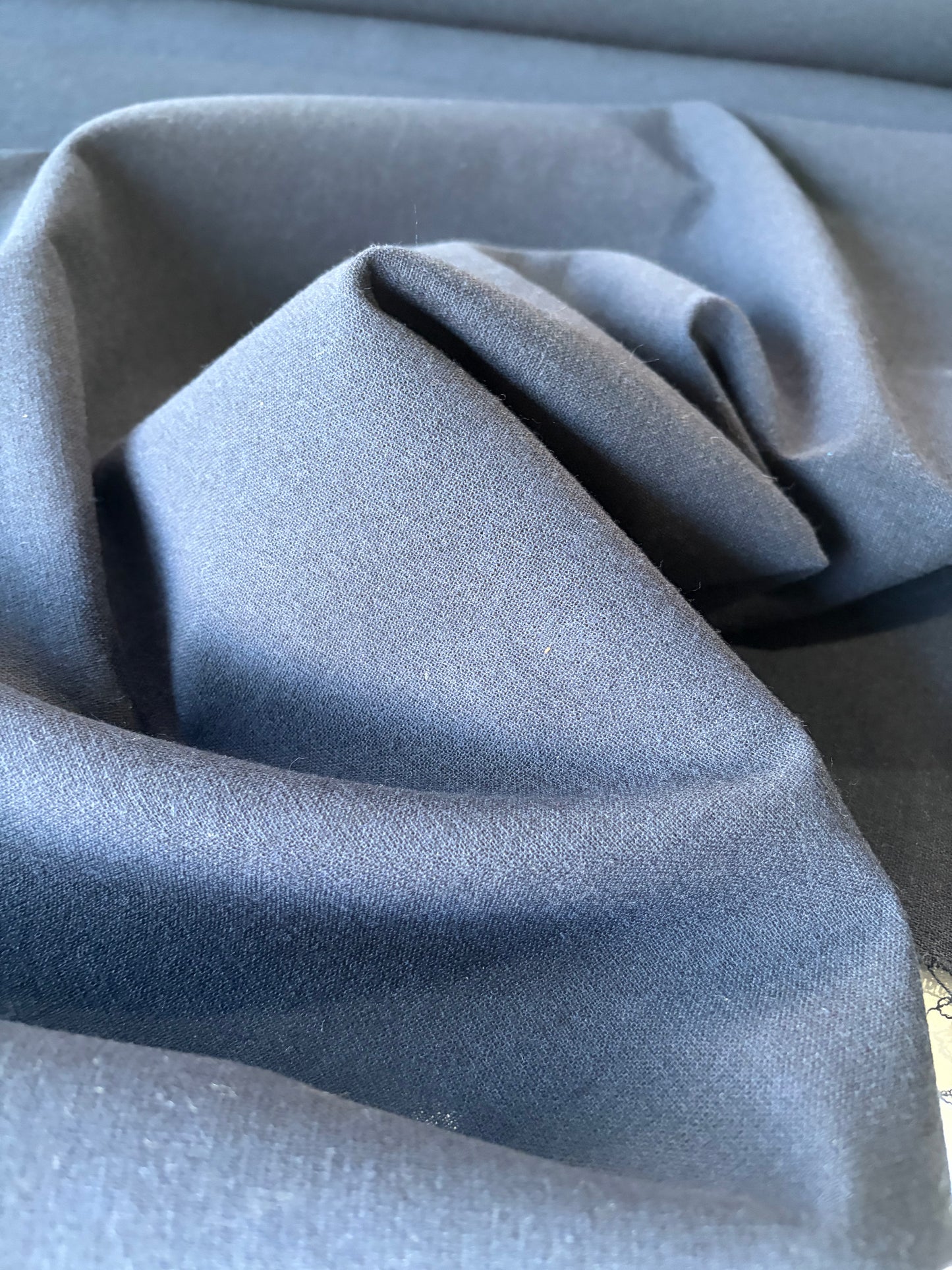 AL 014 wool gaze navy