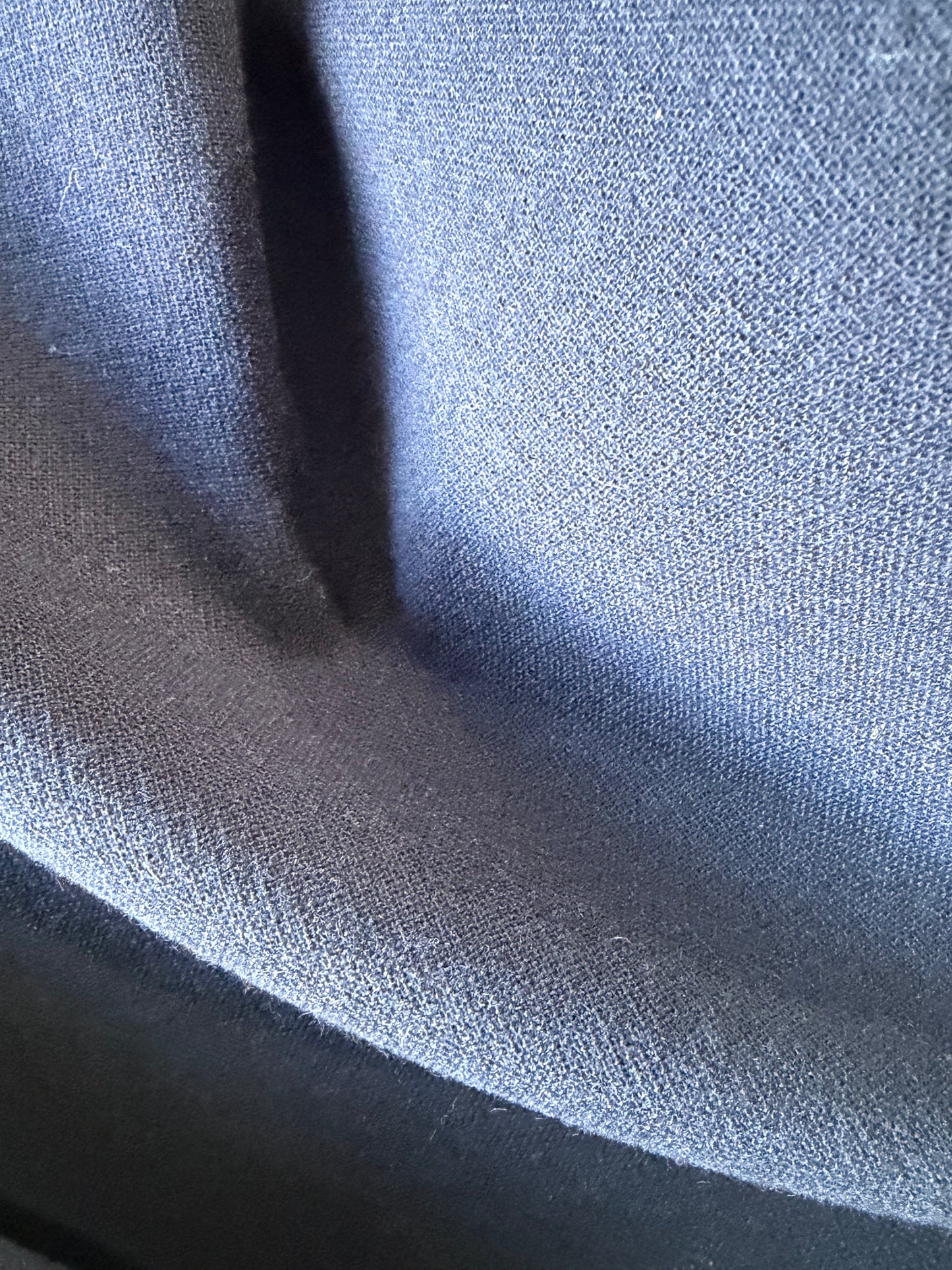 AL 014 wool gaze navy