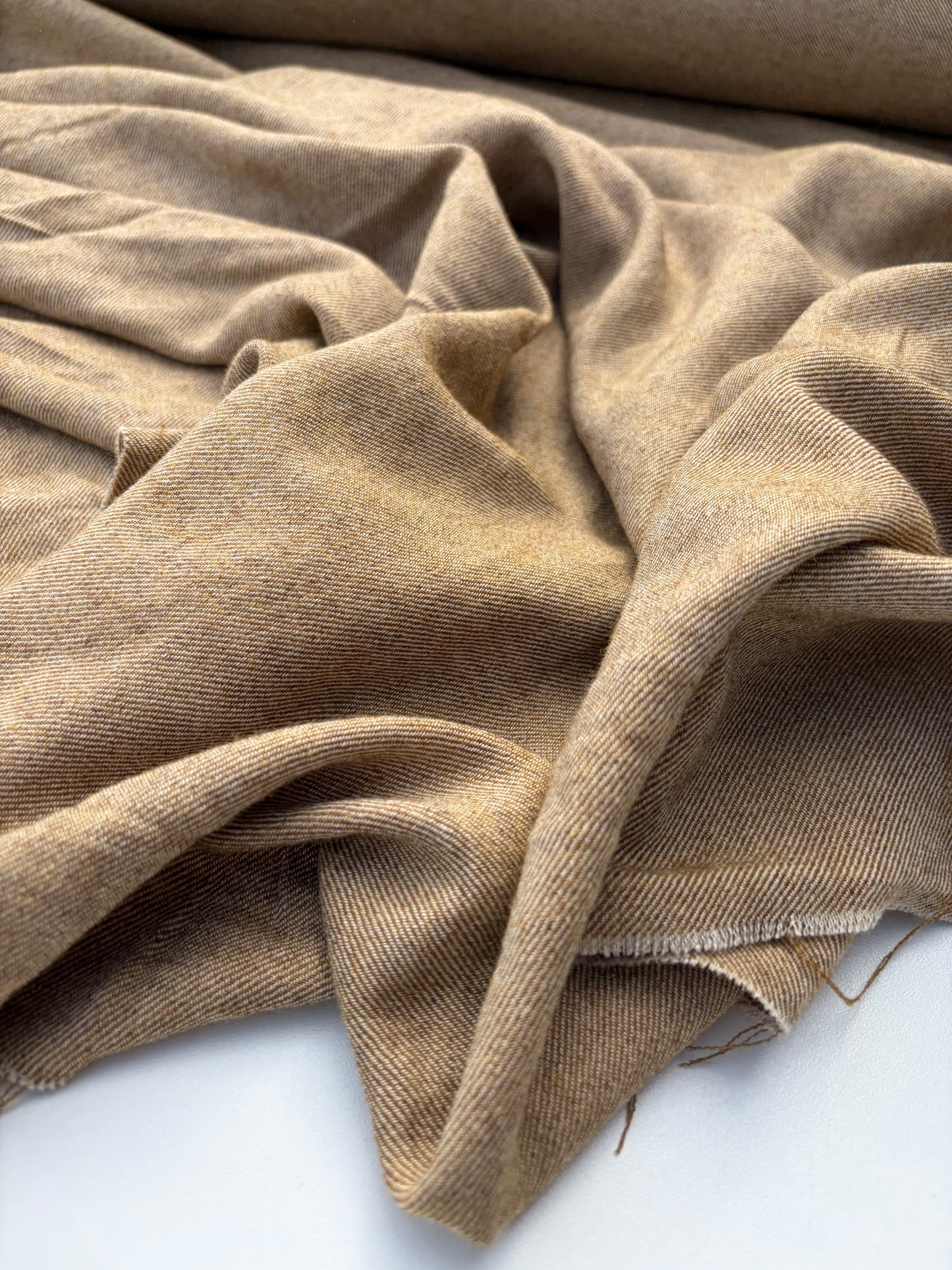 WOOL EDIT 016 camel viscose wool