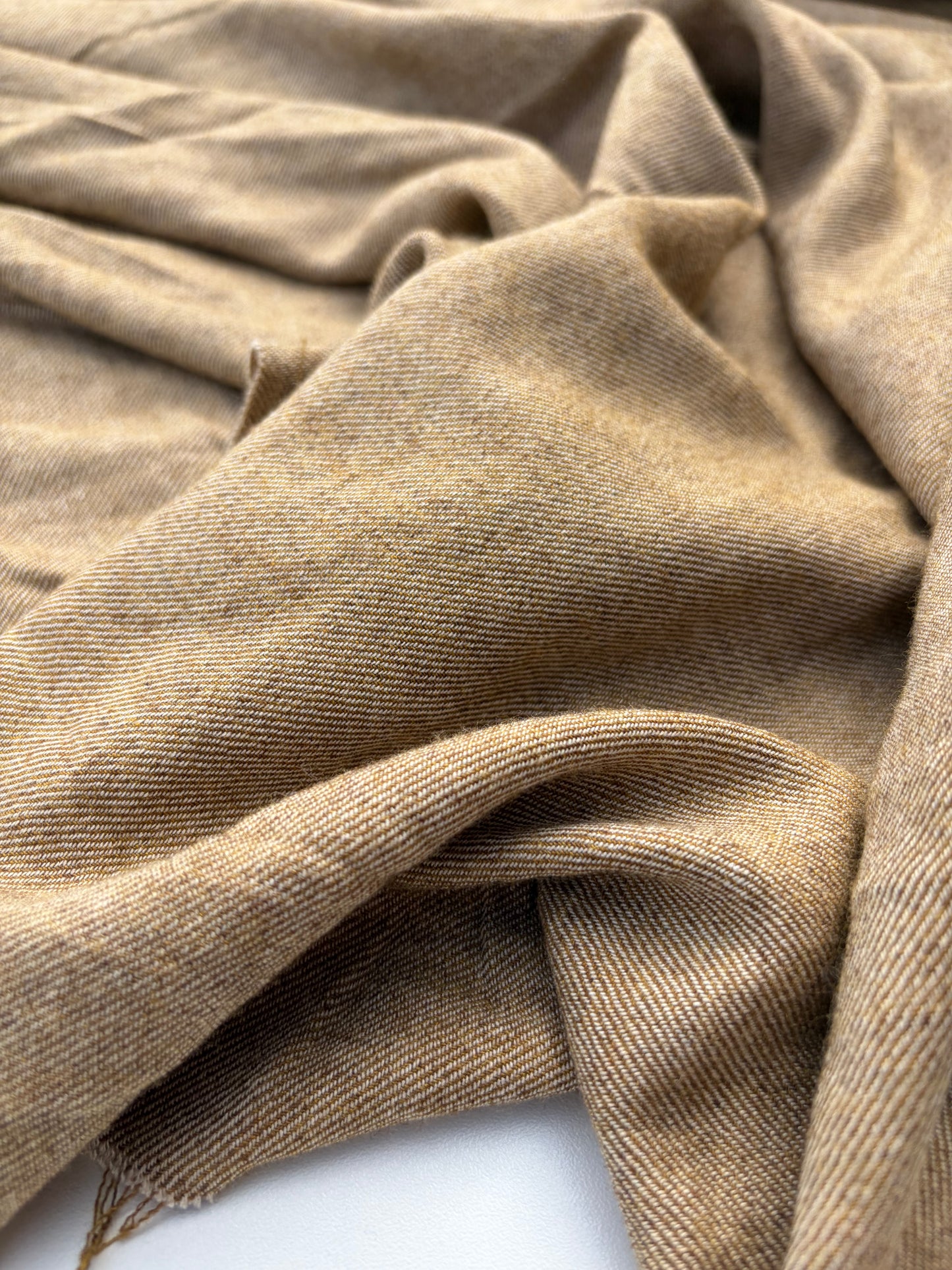 WOOL EDIT 016 camel viscose wool