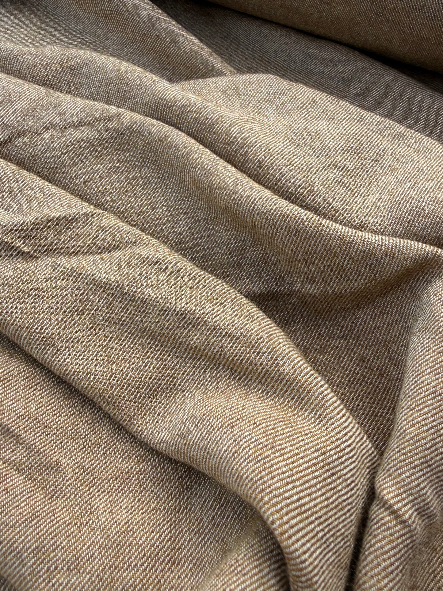 WOOL EDIT 016 camel viscose wool