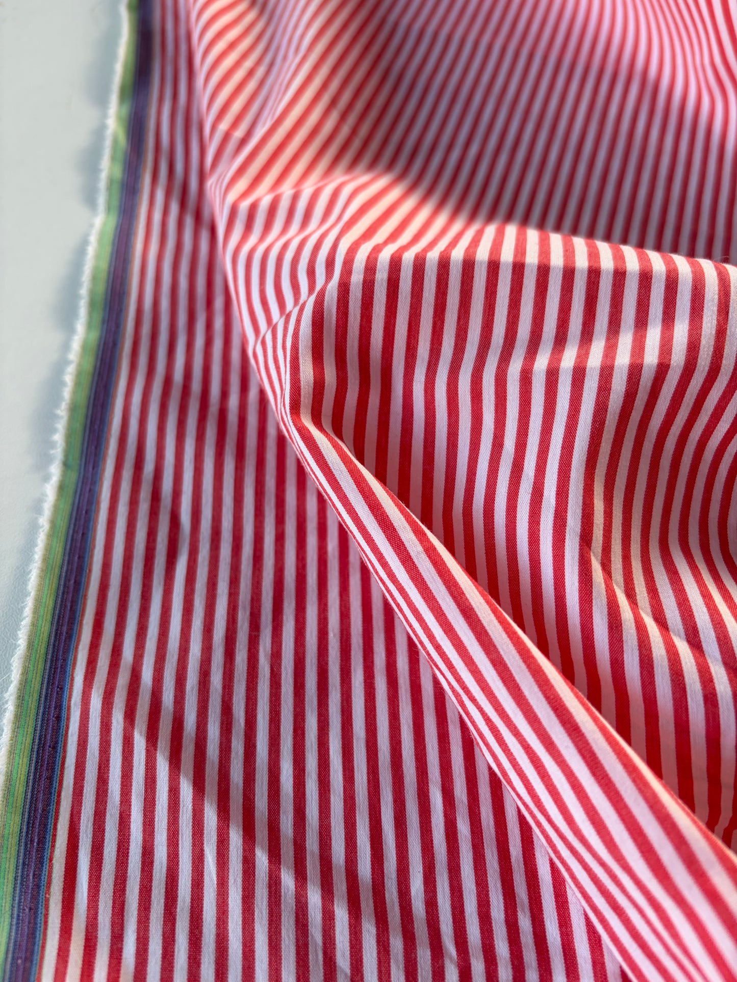LC AL 021 colourwoven cotton stretch  stripes red/white