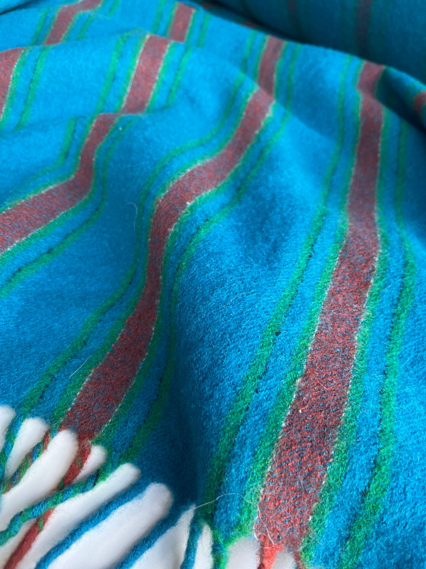 ZACHARIE 010 heavy wool stripes with fringes