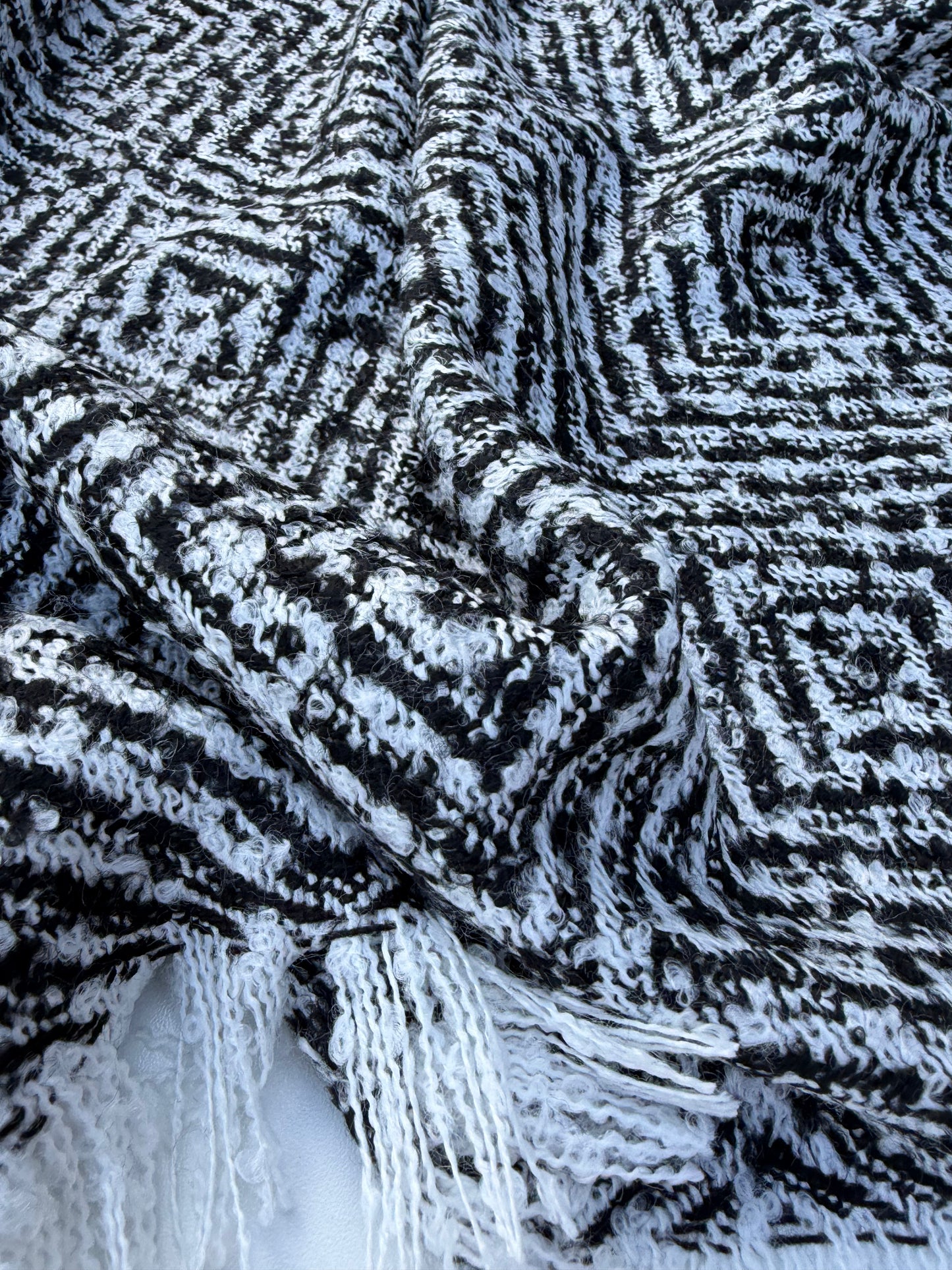 WOOL EDIT 021 black/white Chanel style wool bouclette