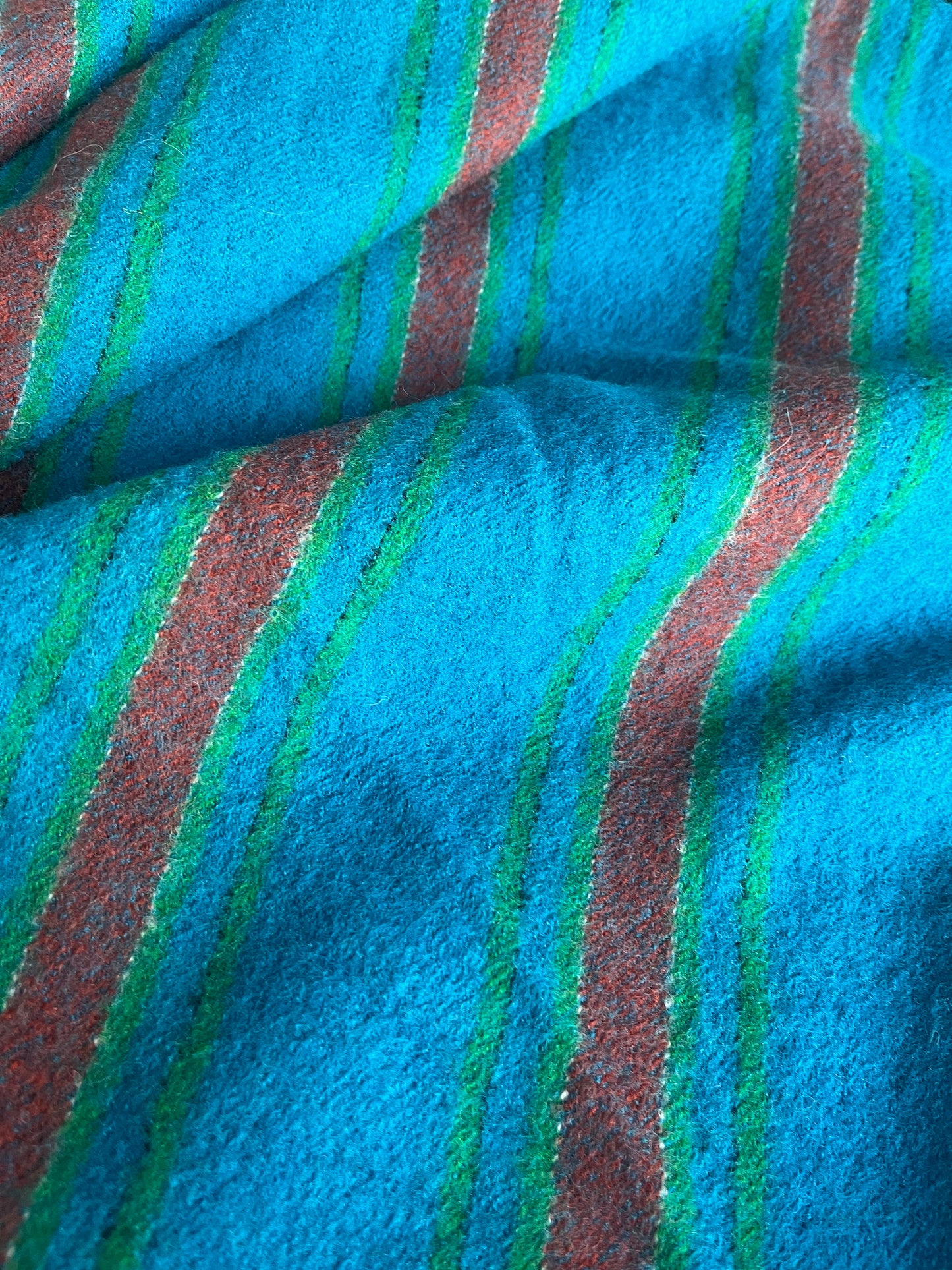 ZACHARIE 010 heavy wool stripes with fringes