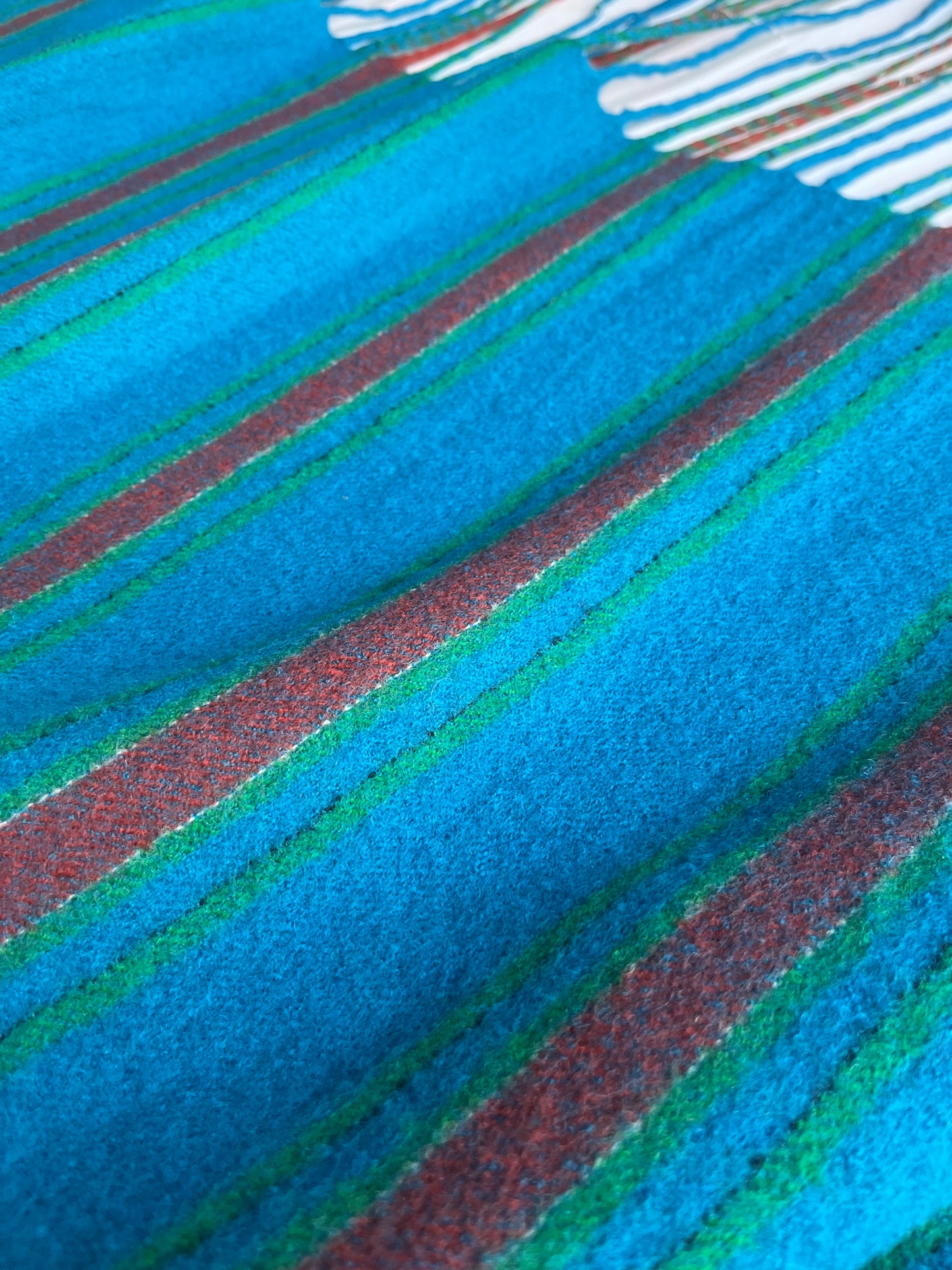 ZACHARIE 010 heavy wool stripes with fringes