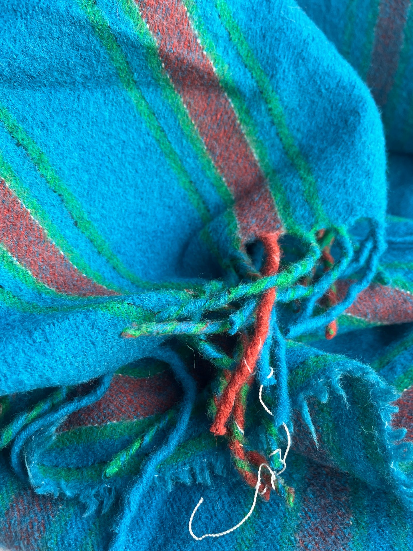 ZACHARIE 010 heavy wool stripes with fringes