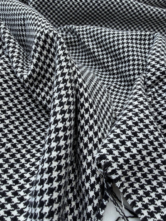 WOOL EDIT 023 black/white dogtooth wool drape