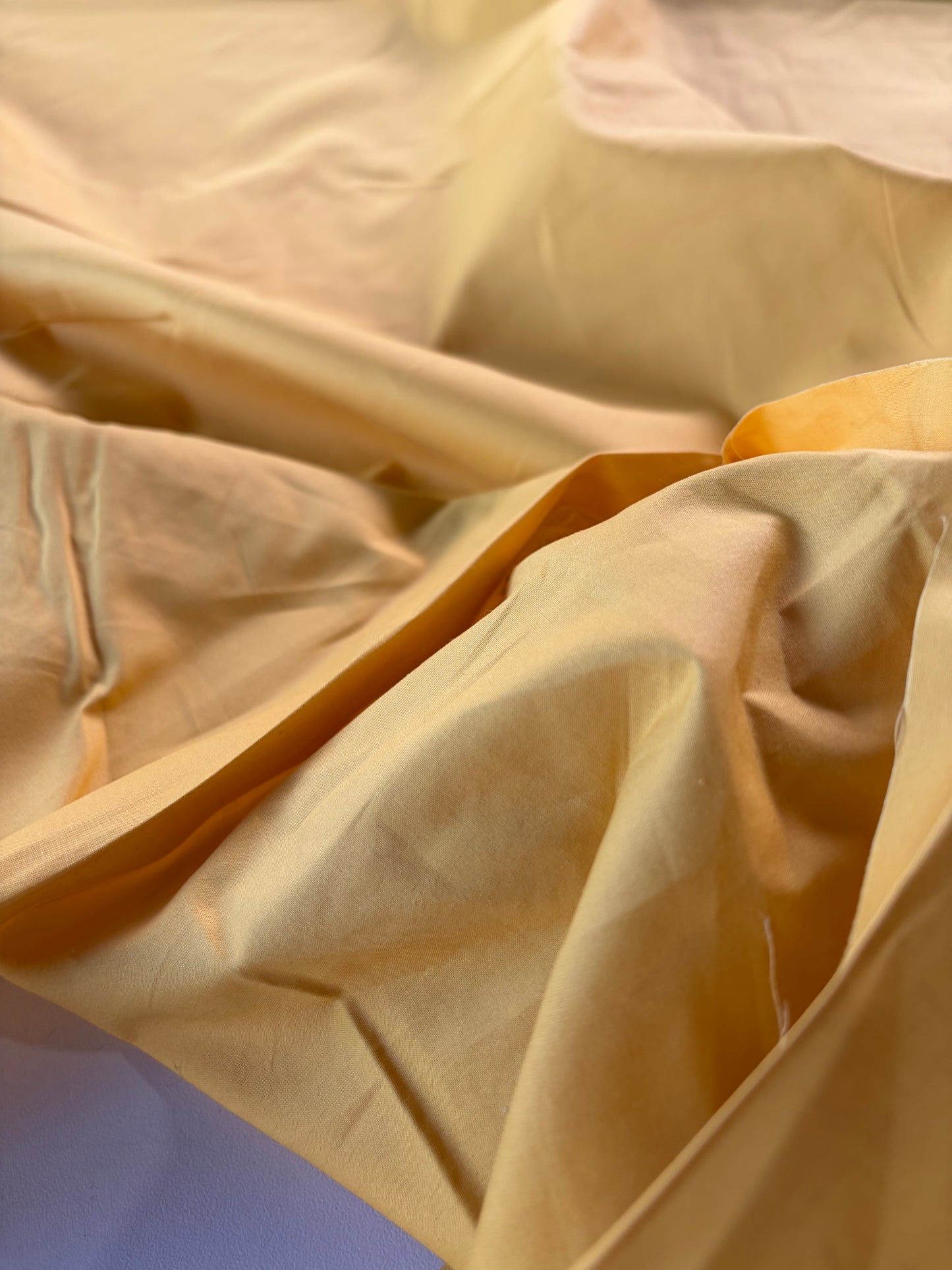 AL 027 Poplin stretch yellow