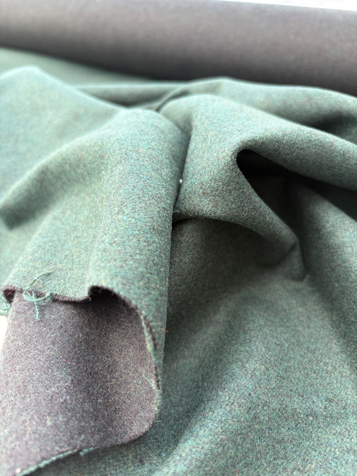 WOOL EDIT 026 dark green wool flannel